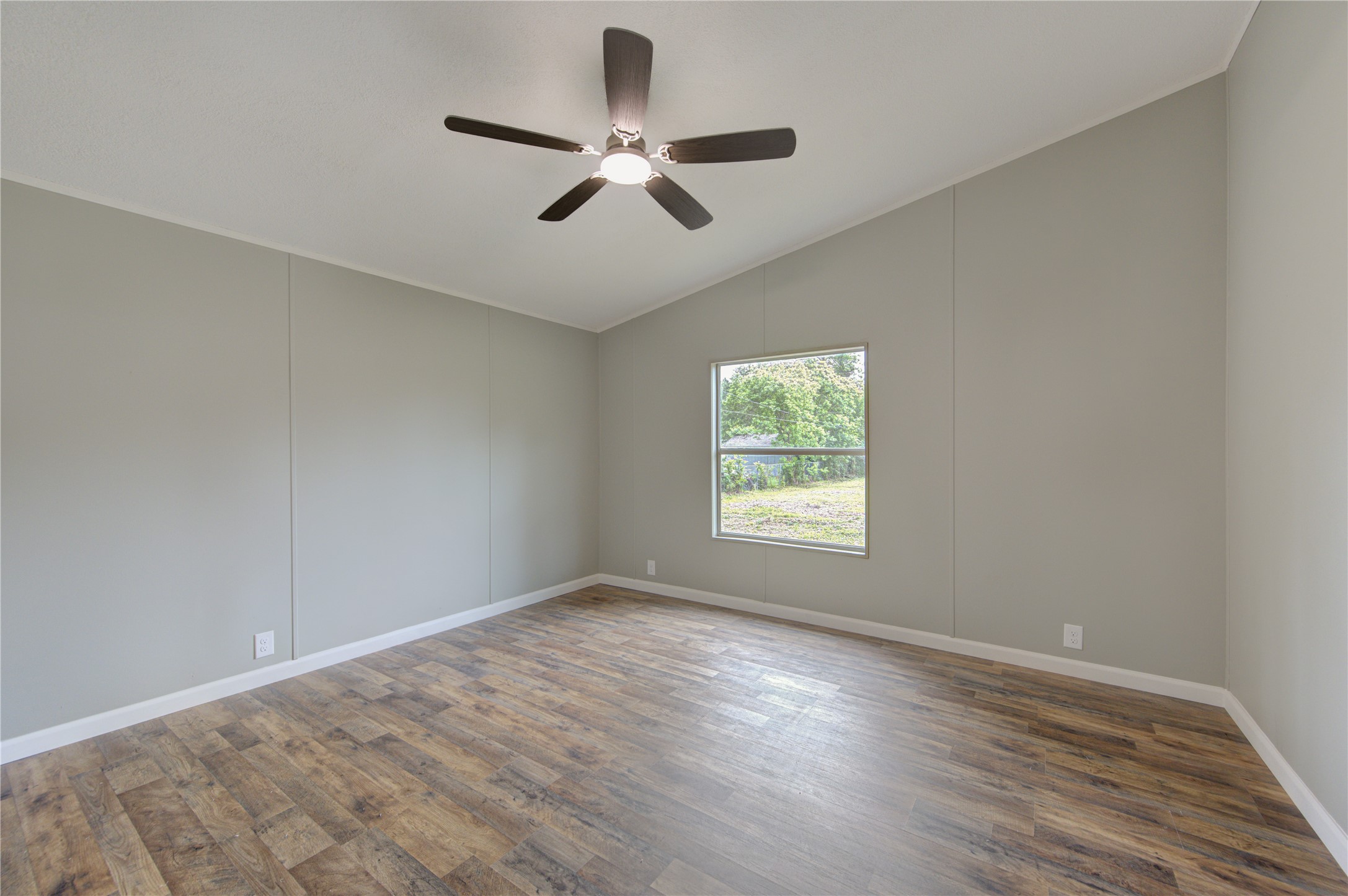 30226 Davis Street Property Photo 37