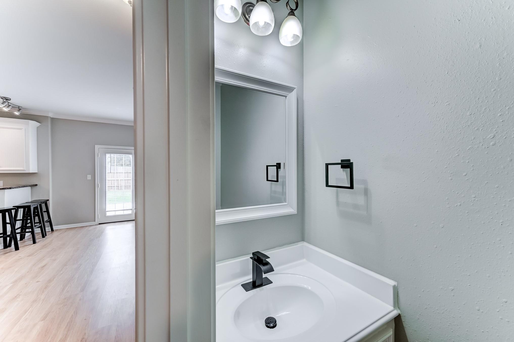 10715 Glenda Kay Drive, Houston Tx 77065 Property Photo 10
