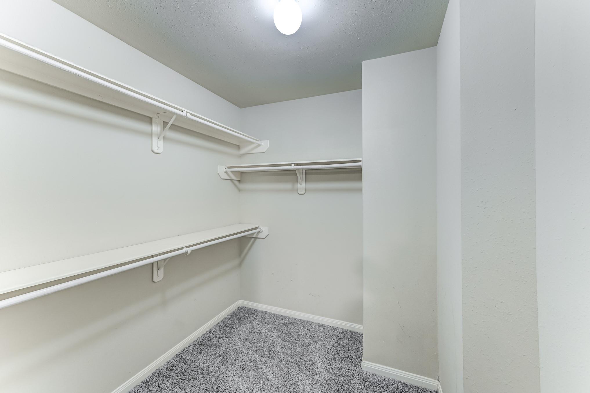 10715 Glenda Kay Drive Property Photo 30