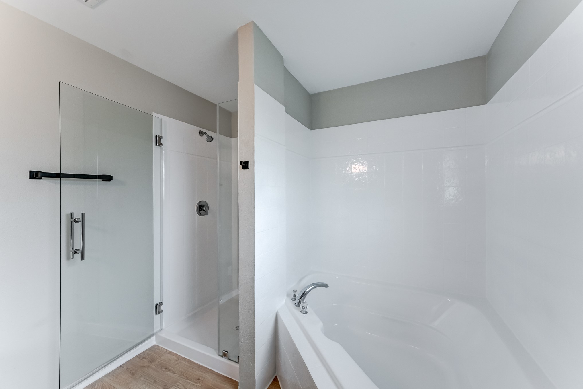 10715 Glenda Kay Drive Property Photo 32