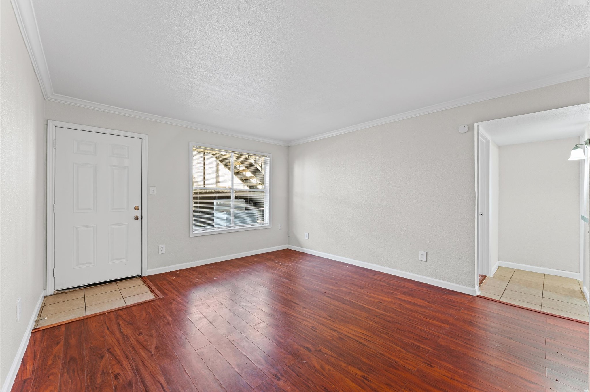 6161 Reims Road 1012 Property Photo 3