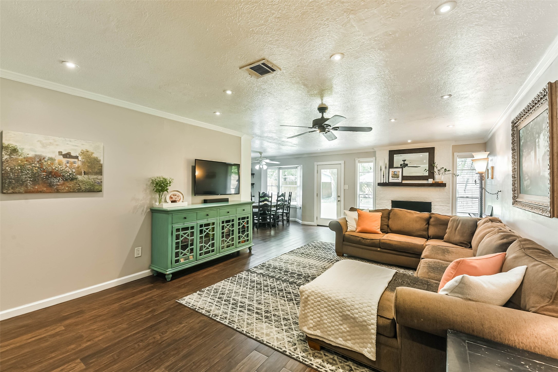 12918 Foxburo Drive Property Photo 11