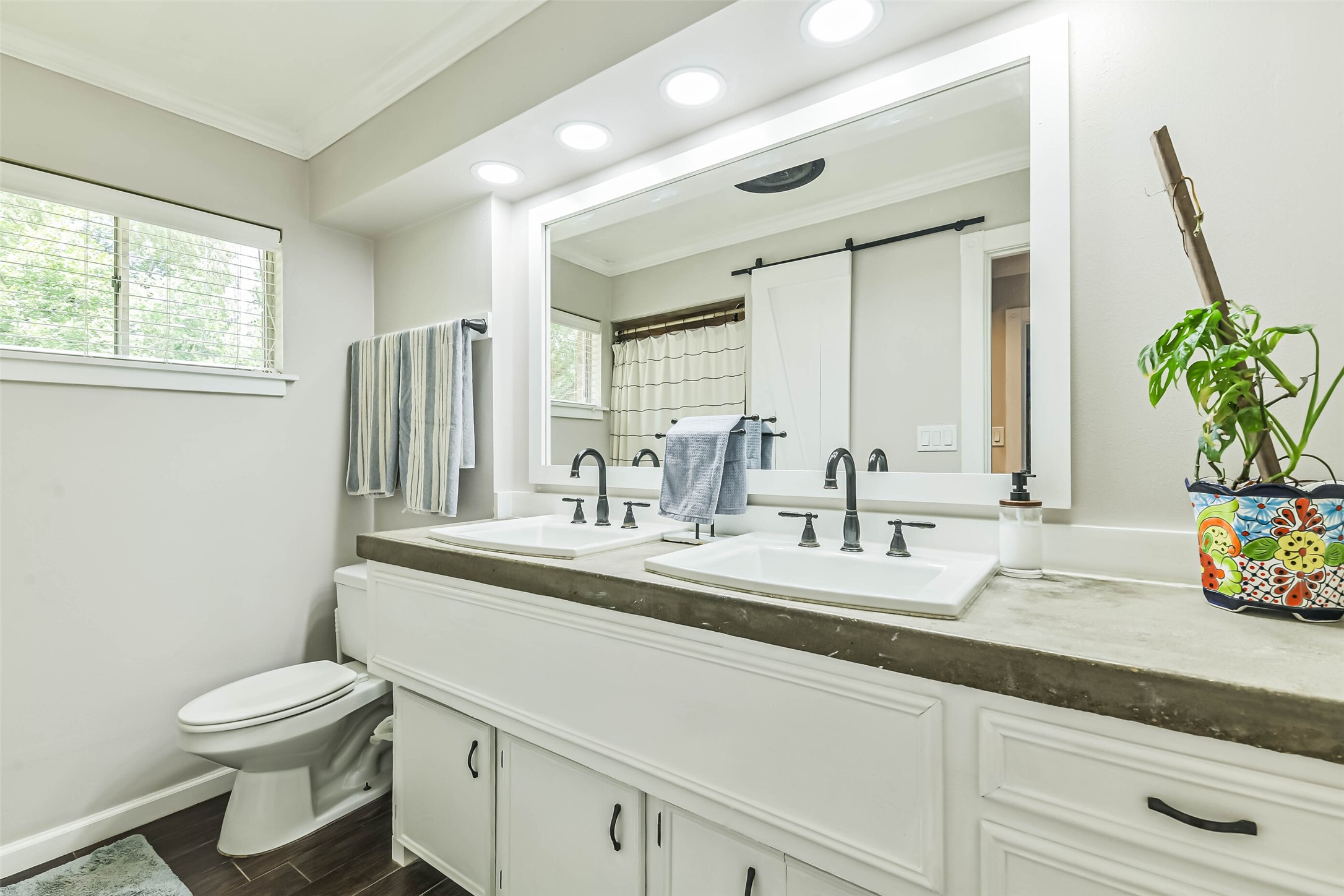 12918 Foxburo Drive Property Photo 27