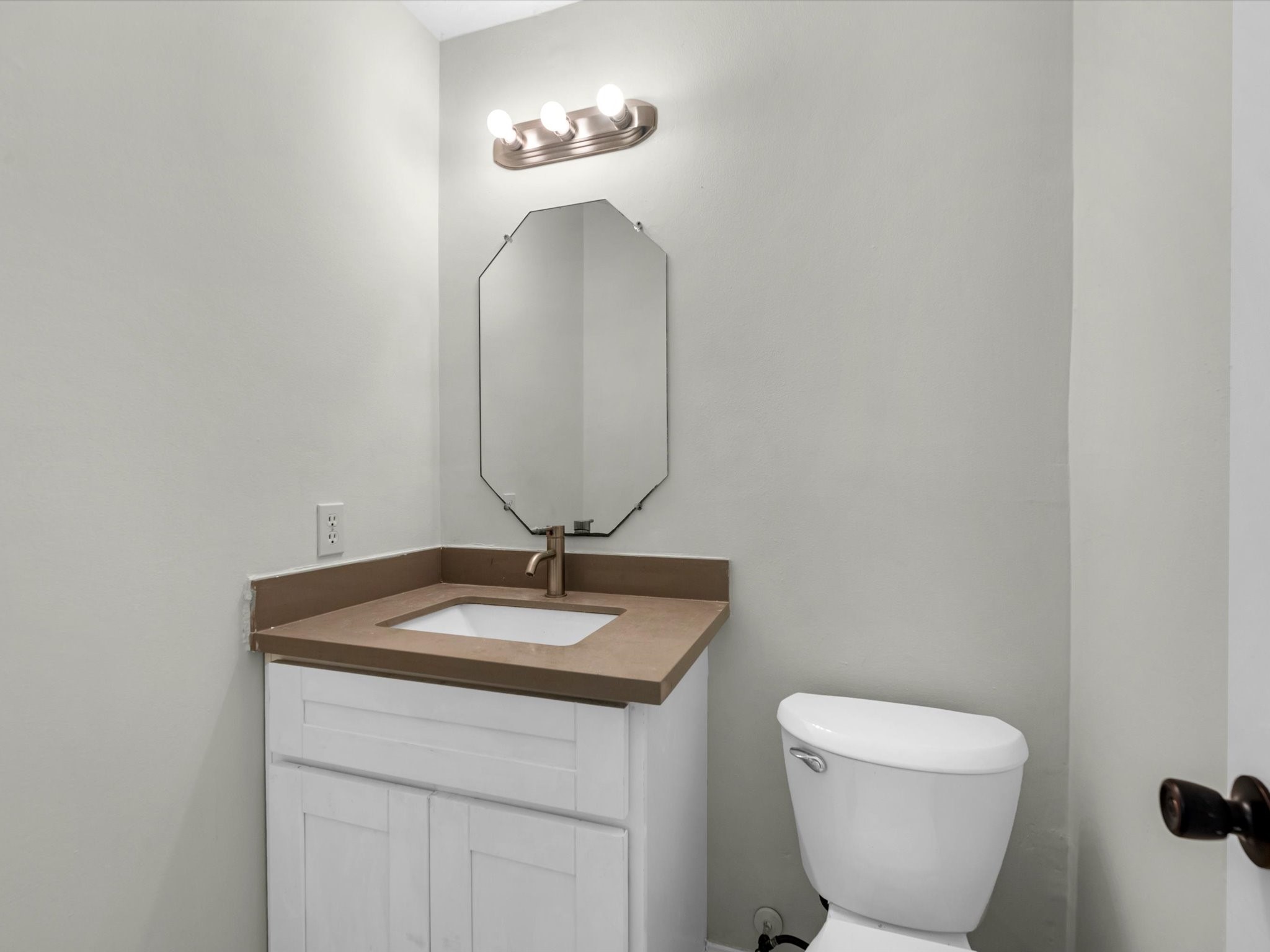 15118 Gaines Meadow Court Property Photo 9