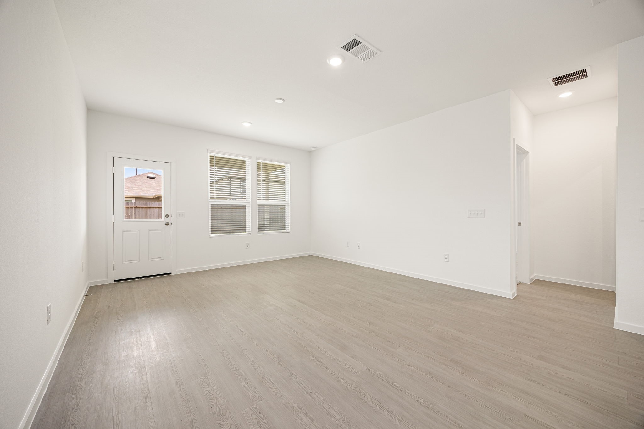 26270 Arrowleaf Property Photo 12
