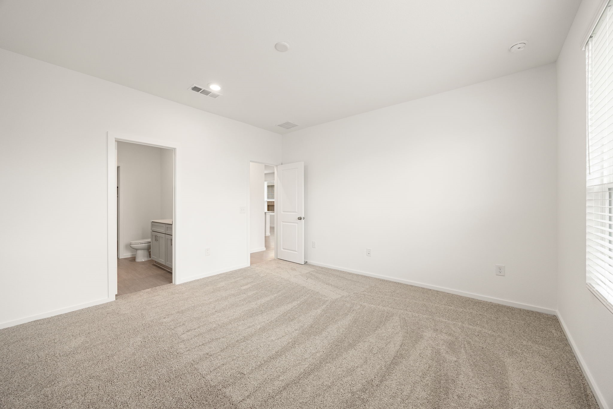 26270 Arrowleaf Property Photo 14