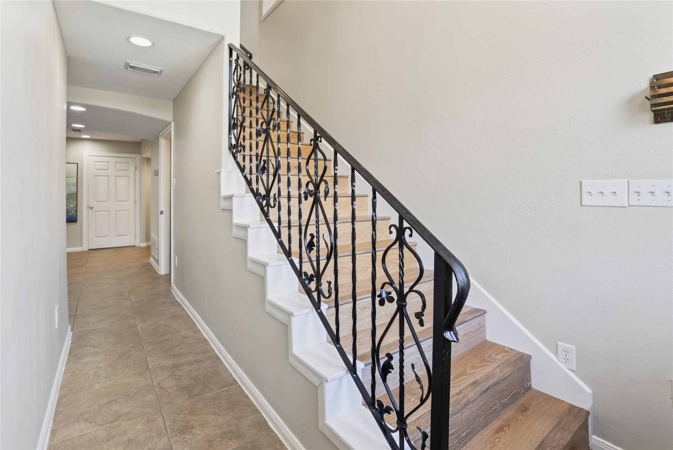 2112 Peppermill Road Property Photo 25