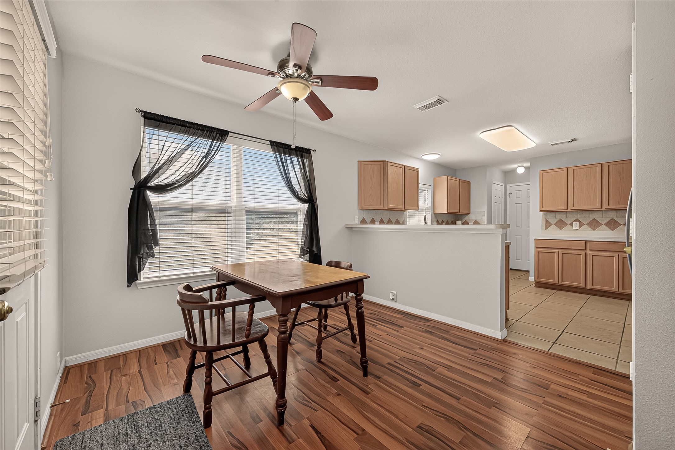 11807 S Brenton Knoll Drive Property Photo 8