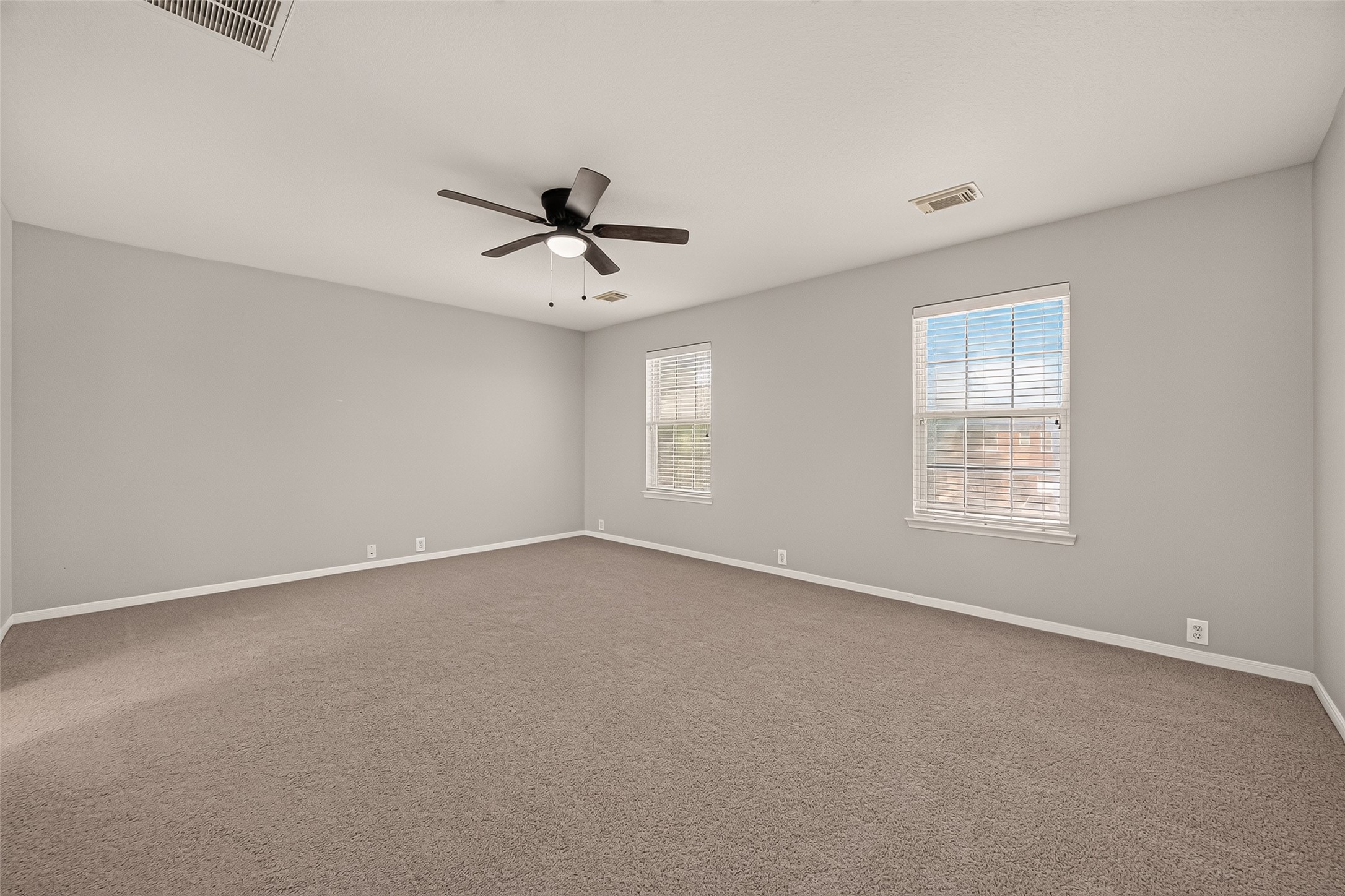 11807 S Brenton Knoll Drive Property Photo 12