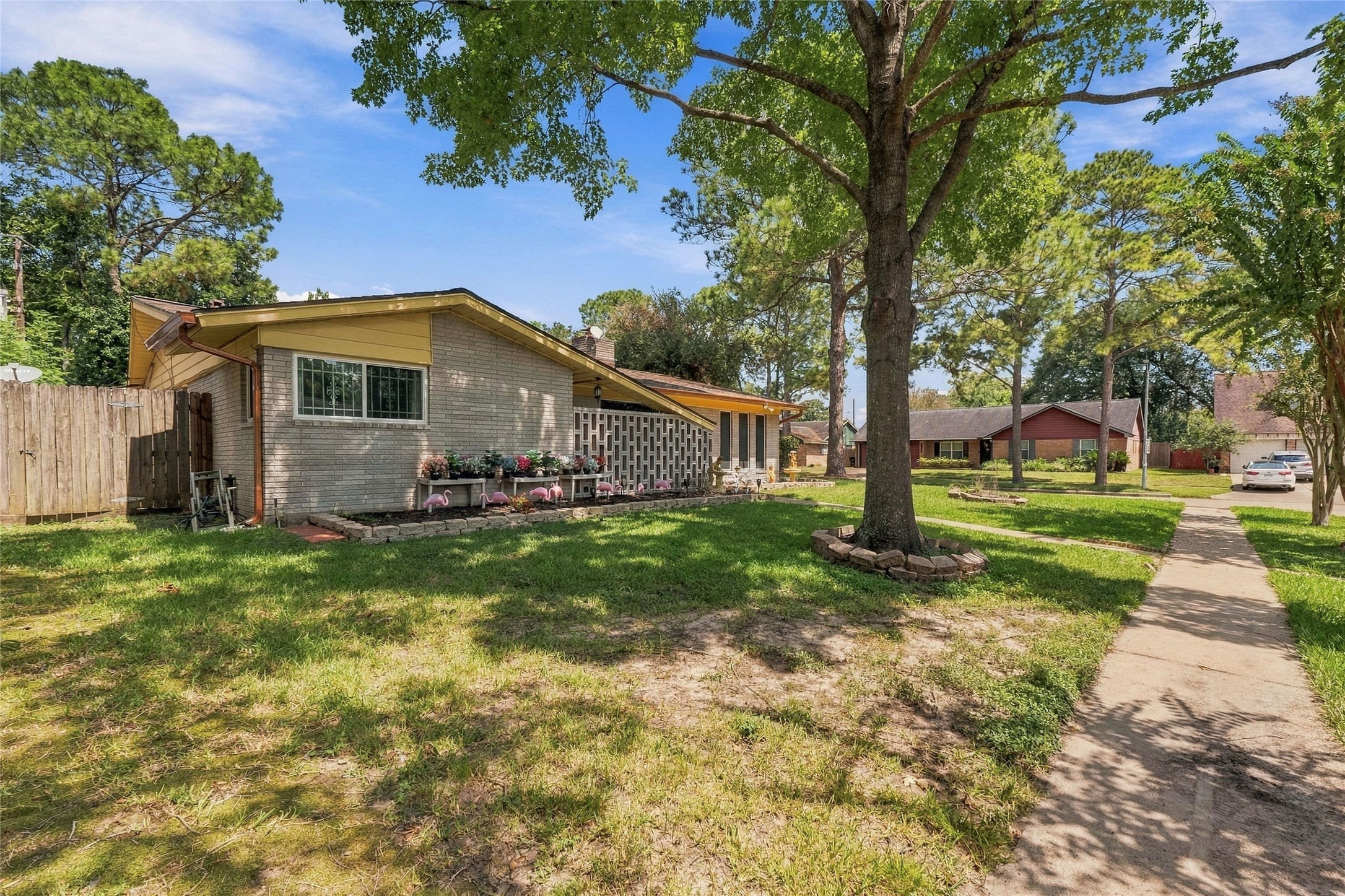 7902 Mobud Drive Property Photo 3