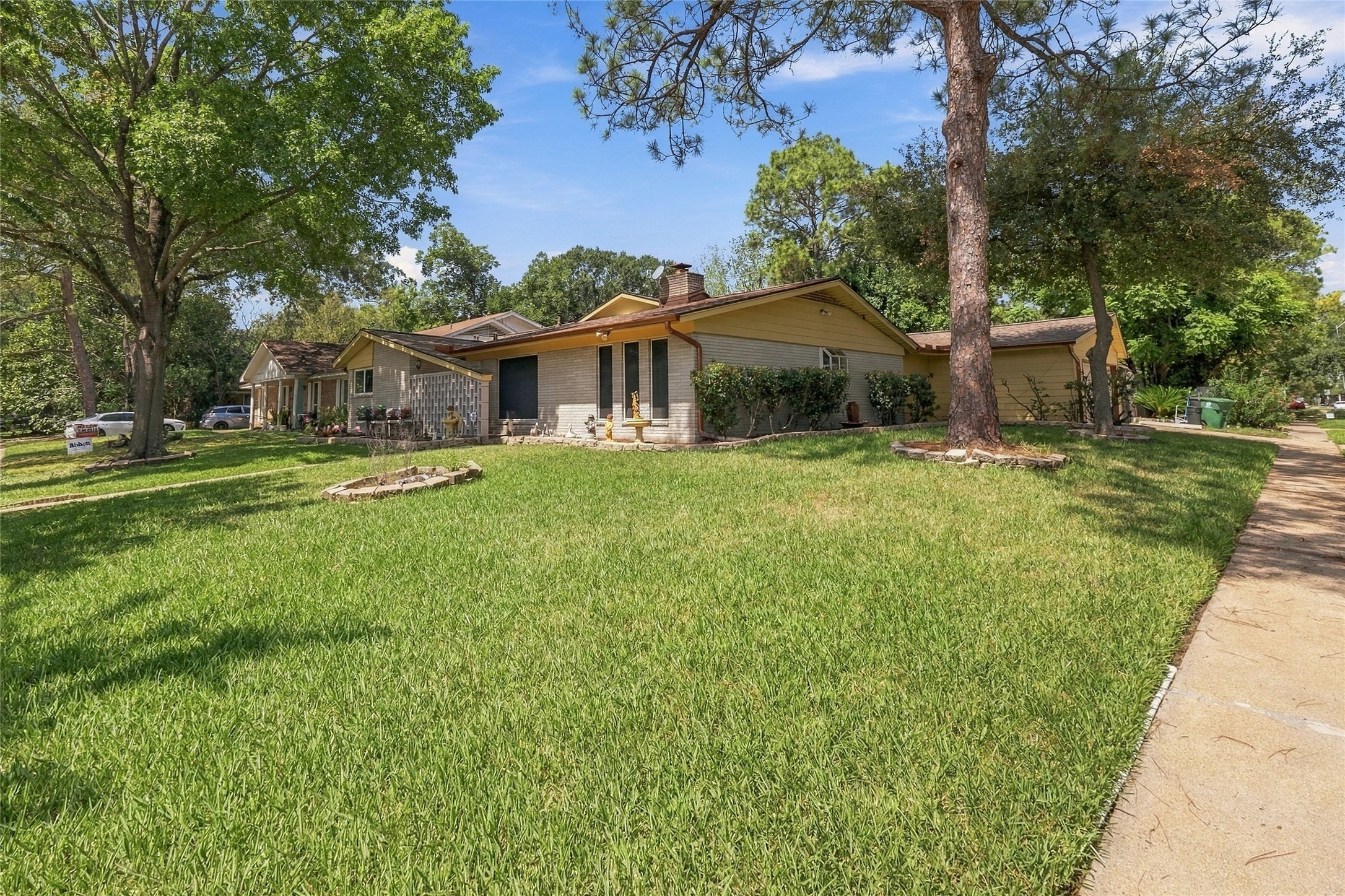 7902 Mobud Drive Property Photo 4