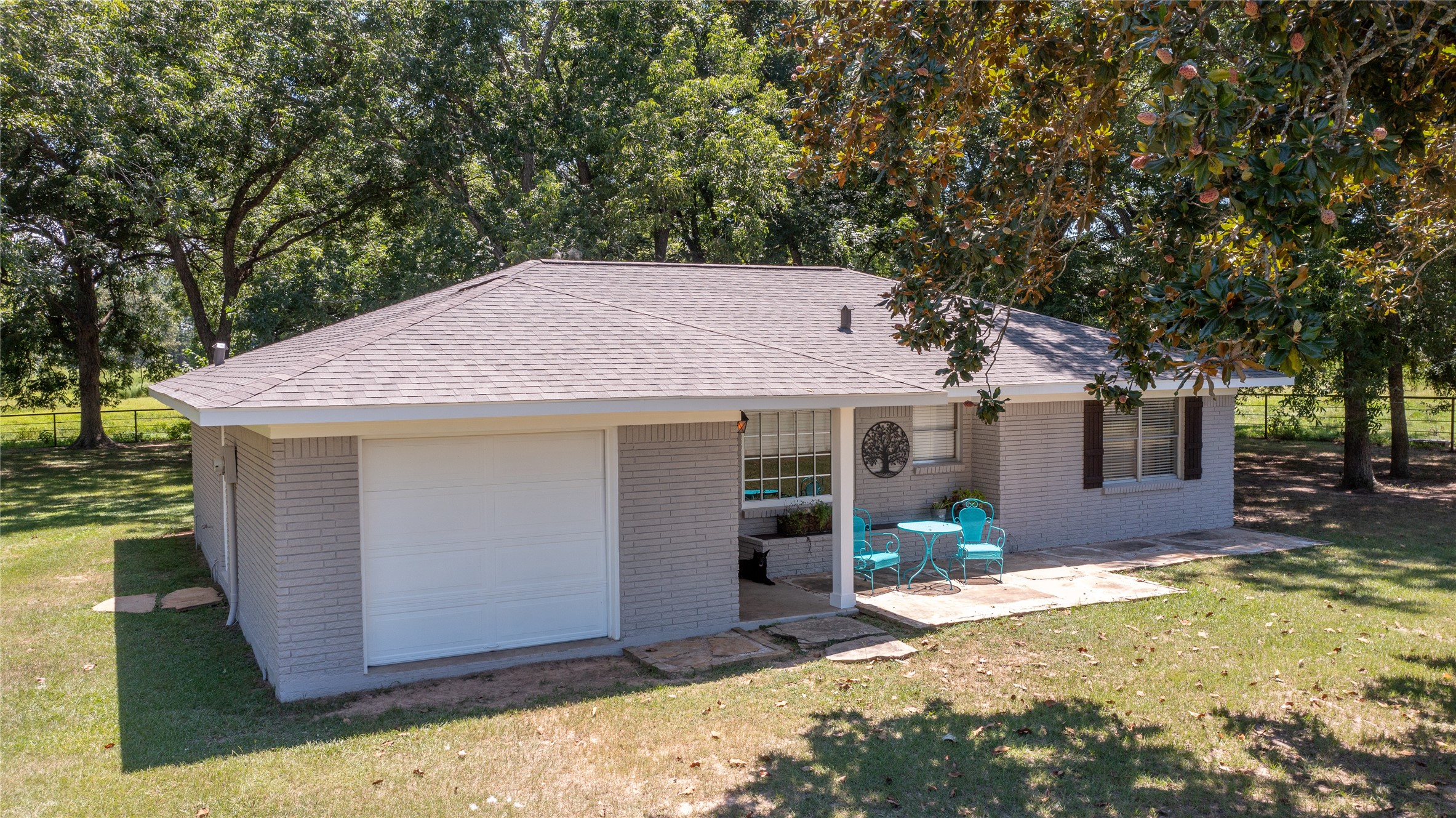 209 County Road 3187 Property Photo