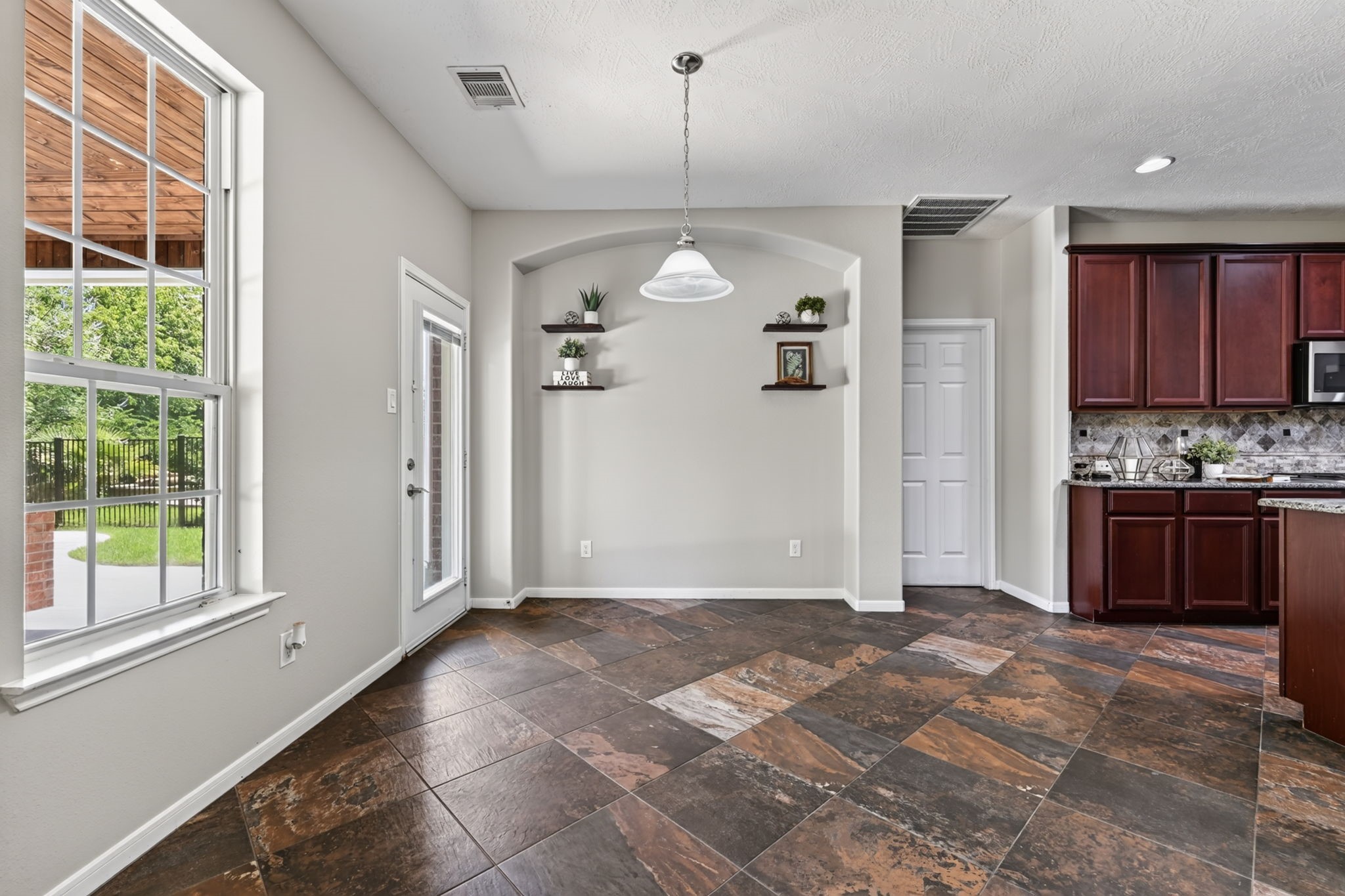 18111 Williams Elm Drive Property Photo 15