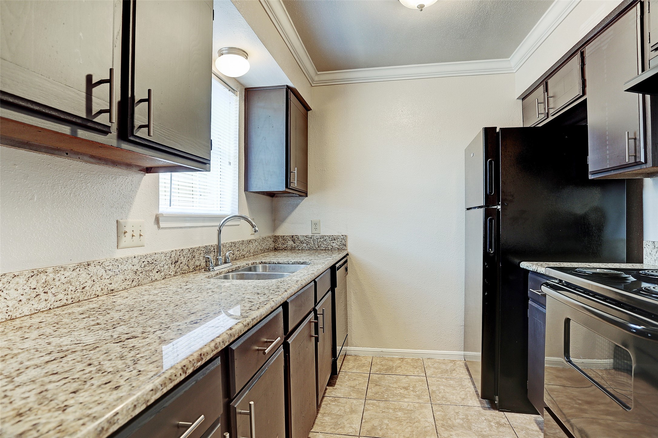 1145 Lyric Lane Property Photo 6