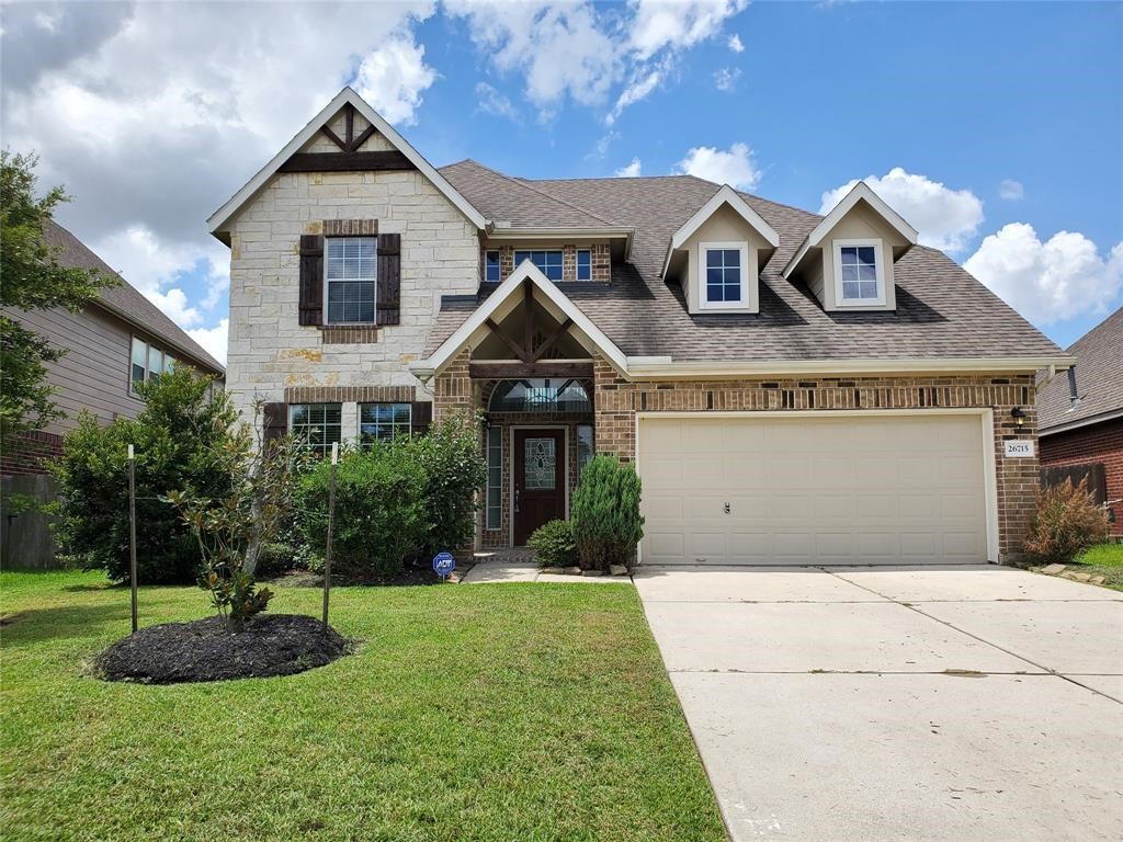 26715 Gladestone Ridge Court Property Photo 1