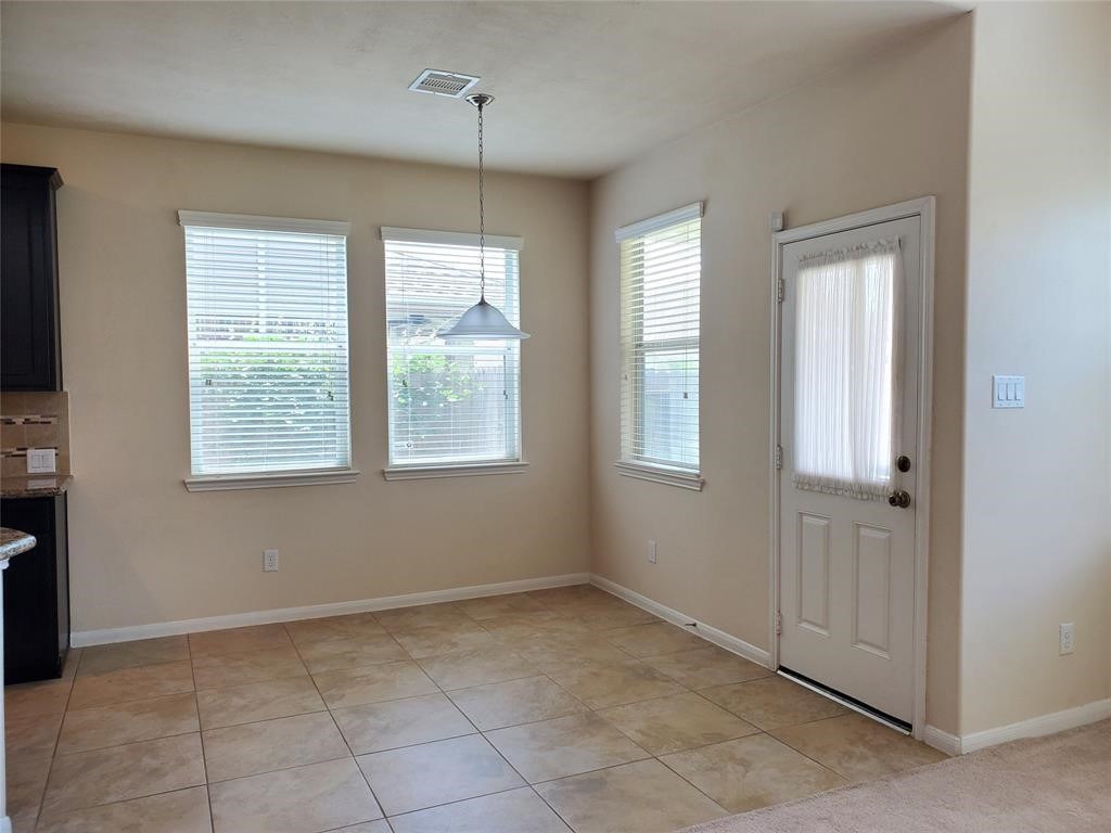 26715 Gladestone Ridge Court Property Photo 17