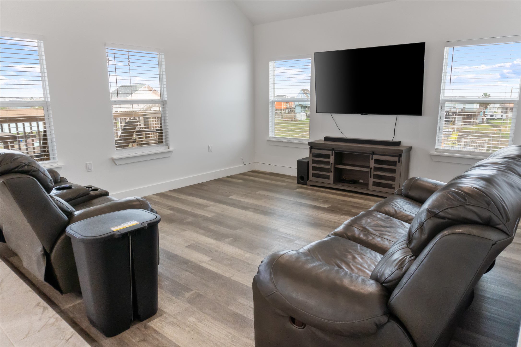 897 S Crystal Beach Road Property Photo 10