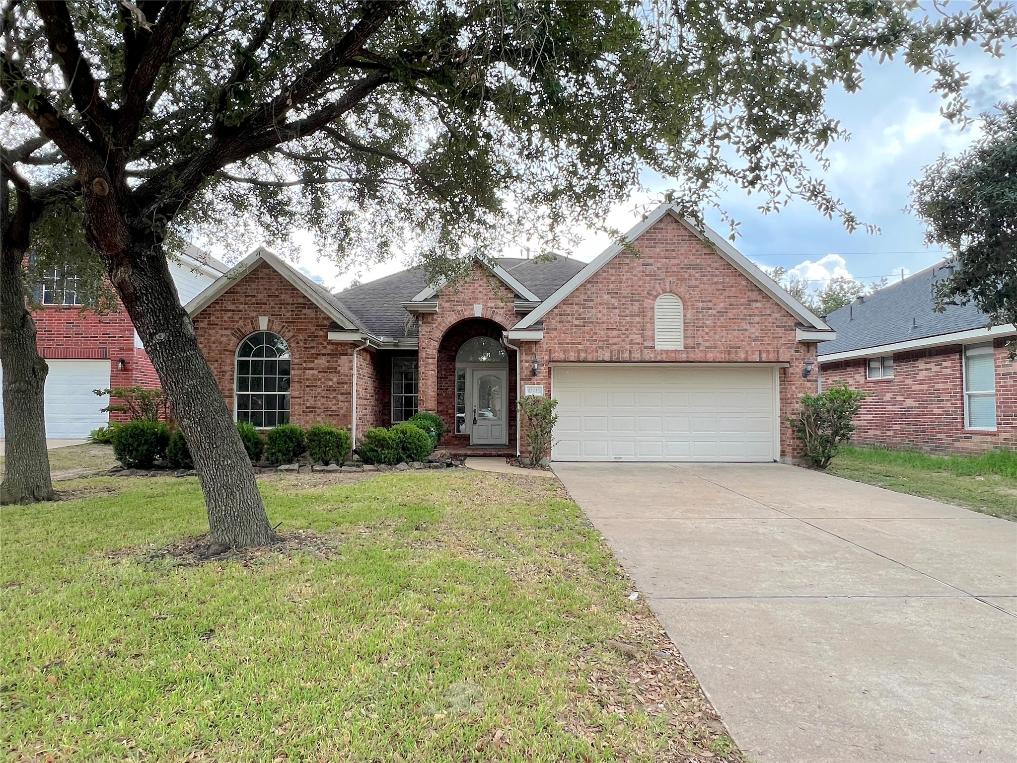 17215 Fernchase Court Property Photo 1