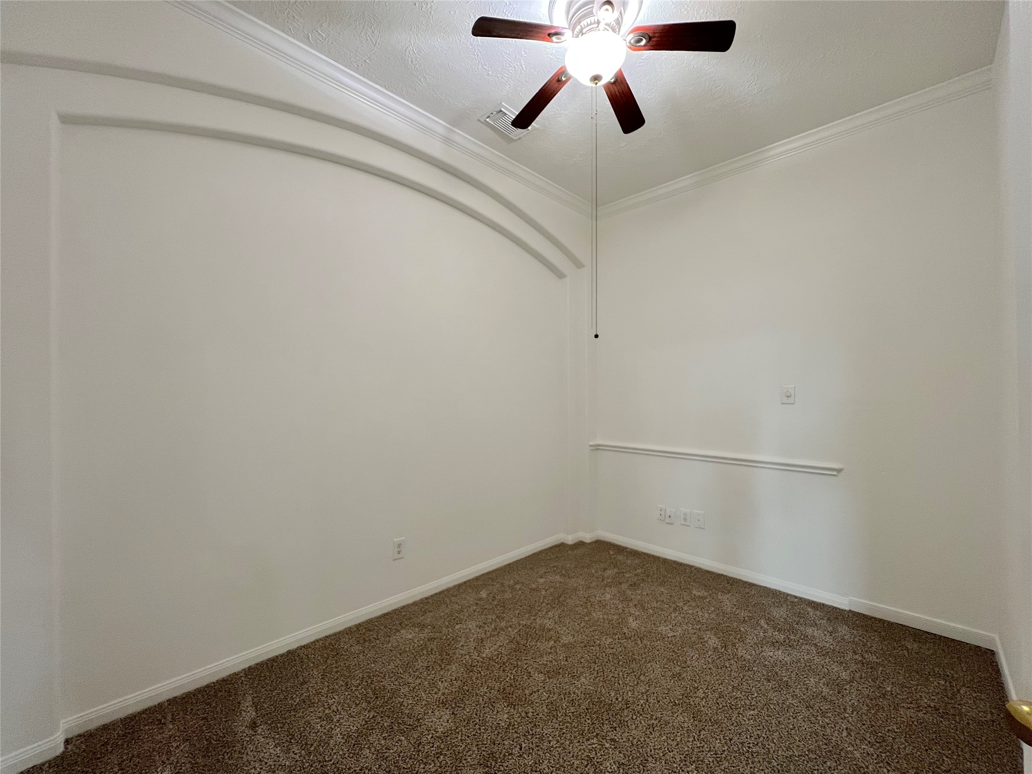 17215 Fernchase Court Property Photo 12