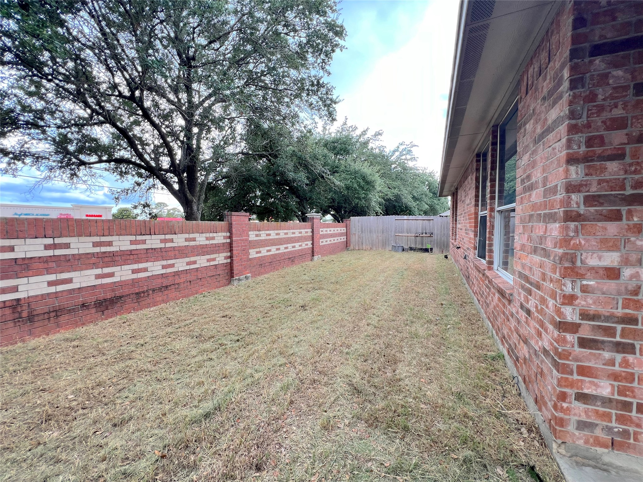 17215 Fernchase Court Property Photo 18