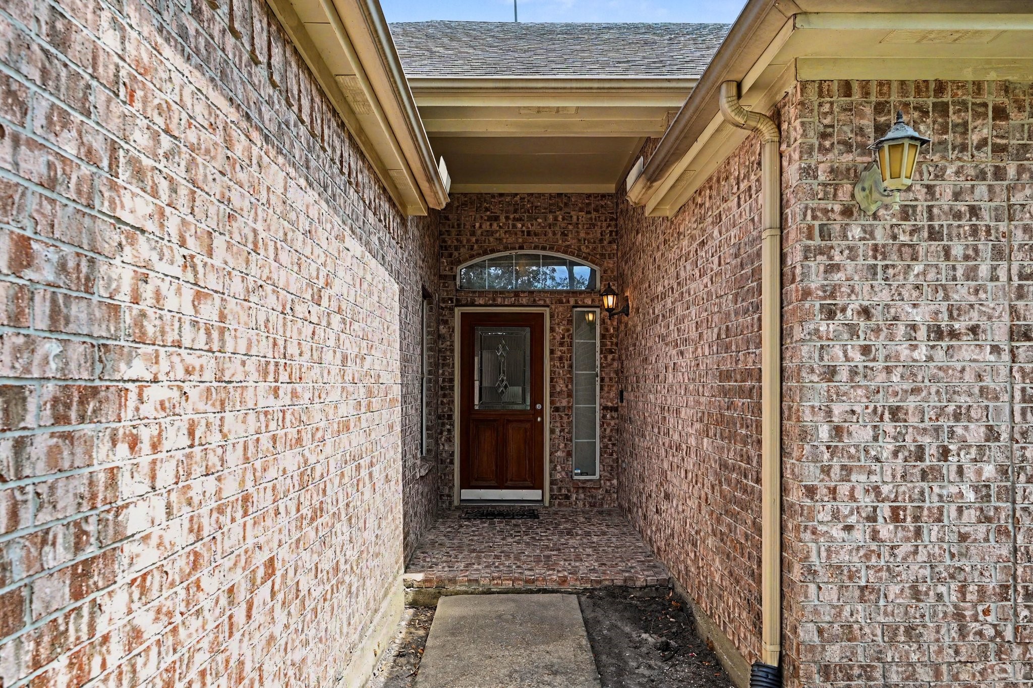 21106 Granite Trail Lane Property Photo 3