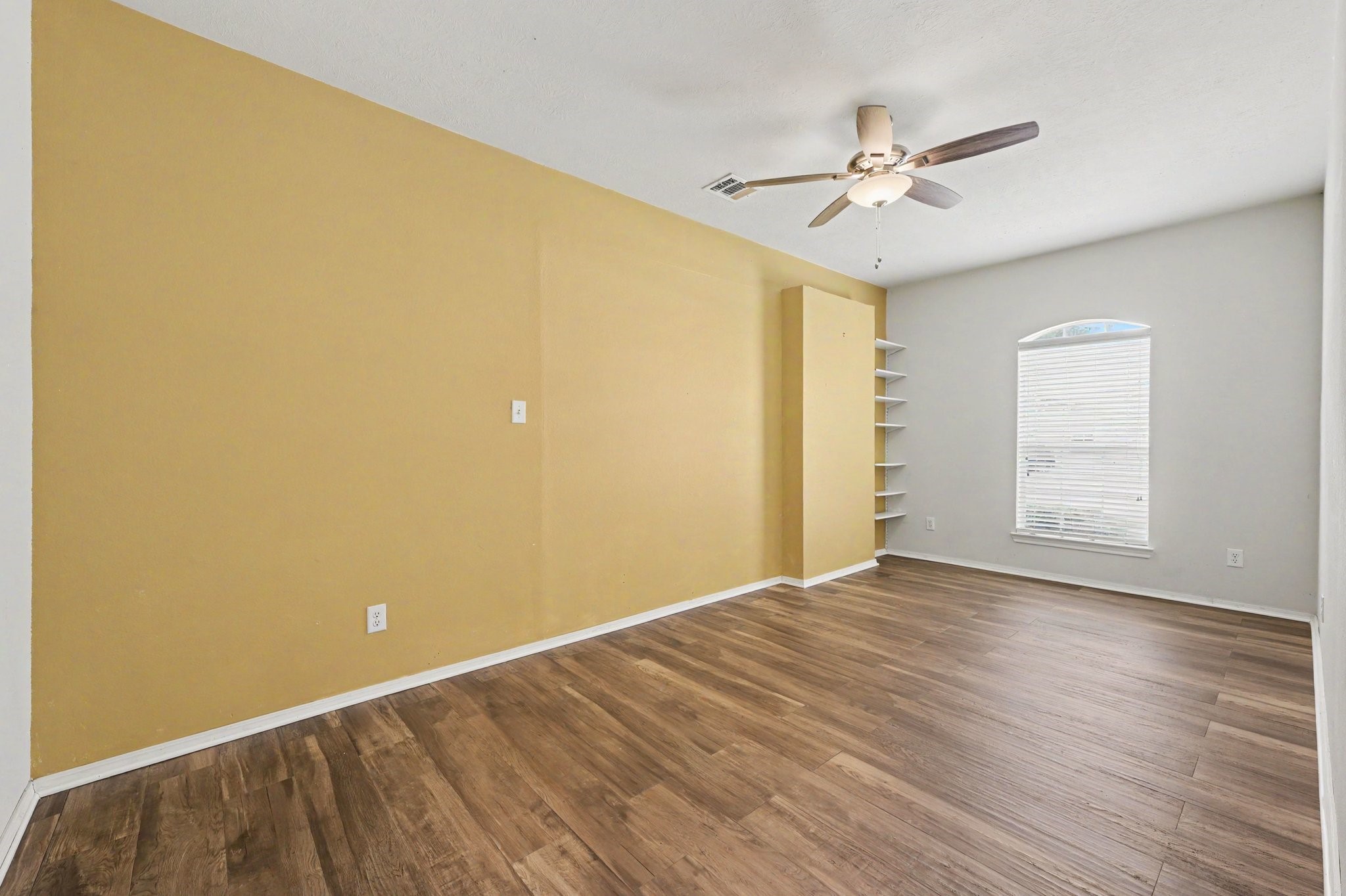21106 Granite Trail Lane Property Photo 5