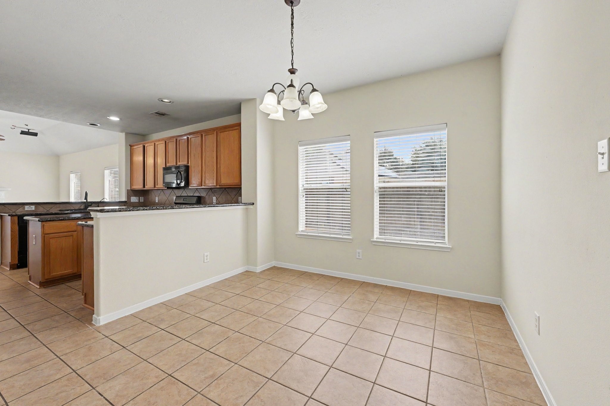 21106 Granite Trail Lane Property Photo 13