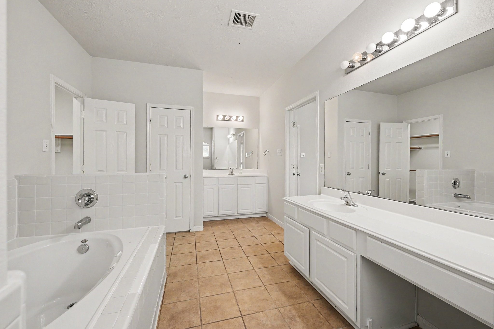 21106 Granite Trail Lane Property Photo 19