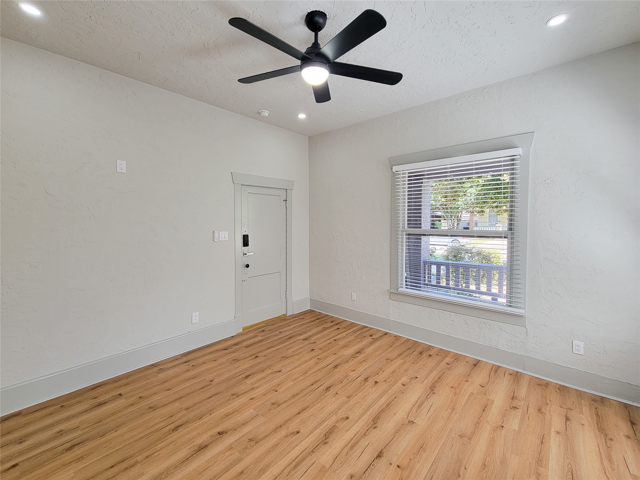 1847 Harvard 4 Property Photo 8