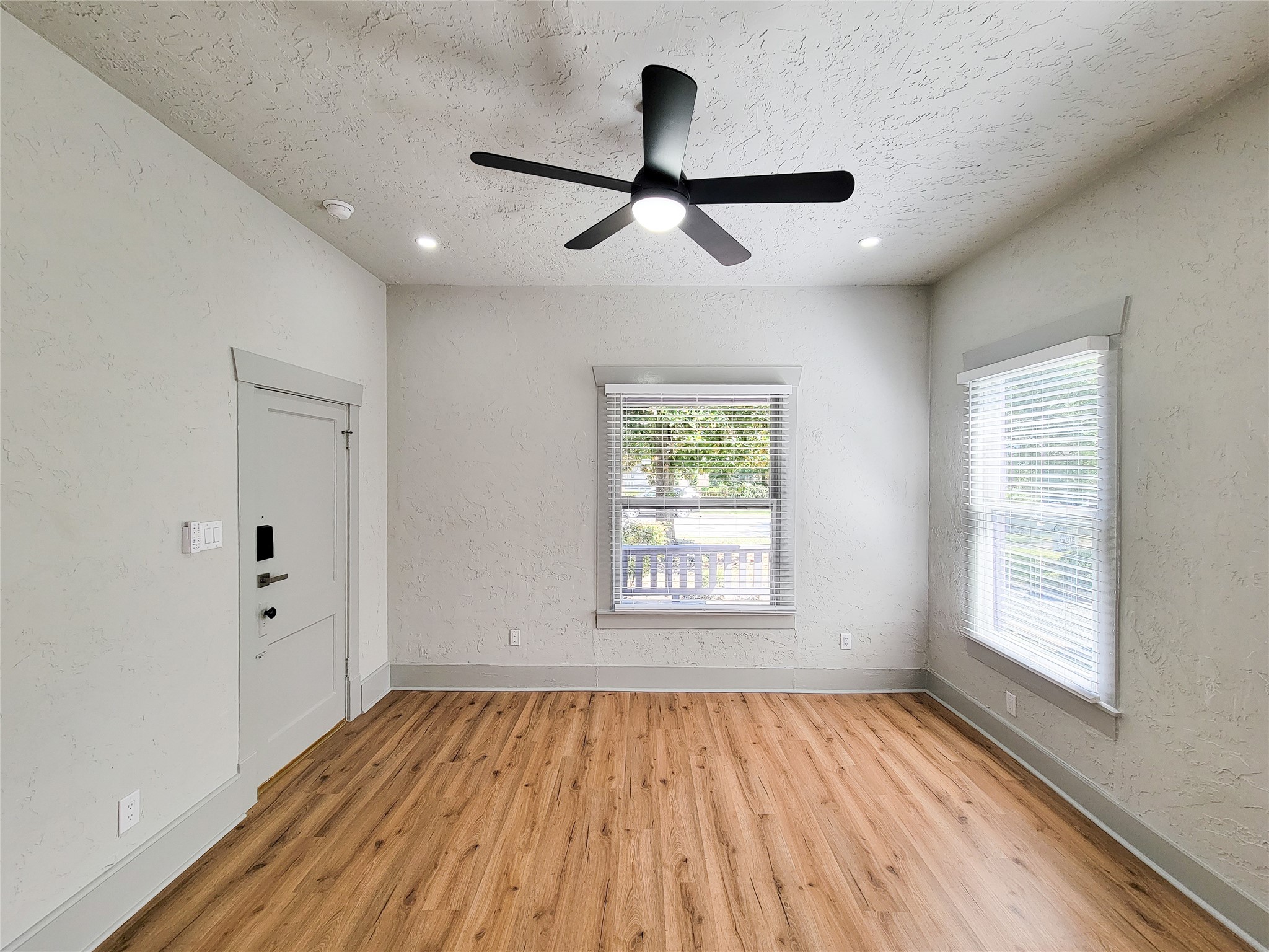 1847 Harvard 4 Property Photo 9