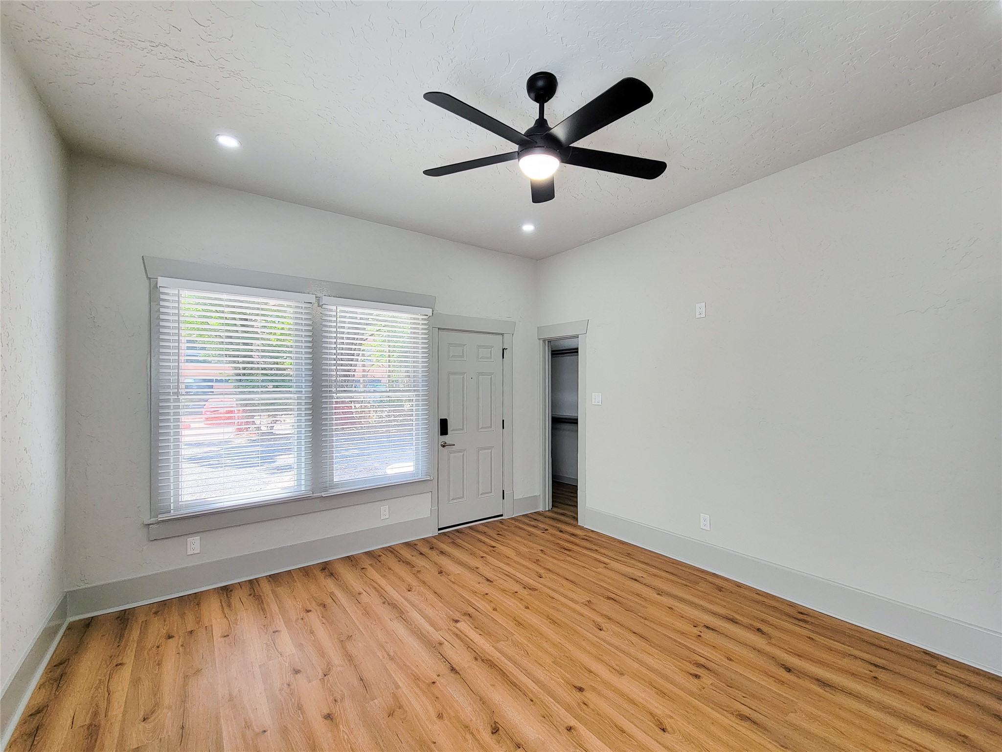 1847 Harvard 4 Property Photo 21