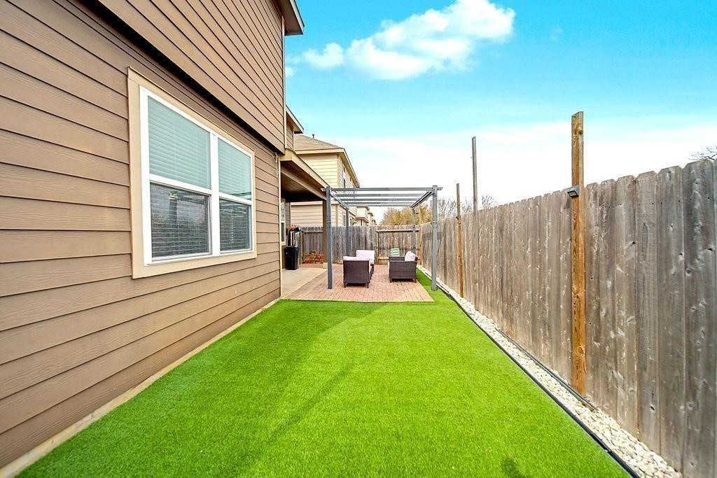 5742 Adelaide River Drive Property Photo 20