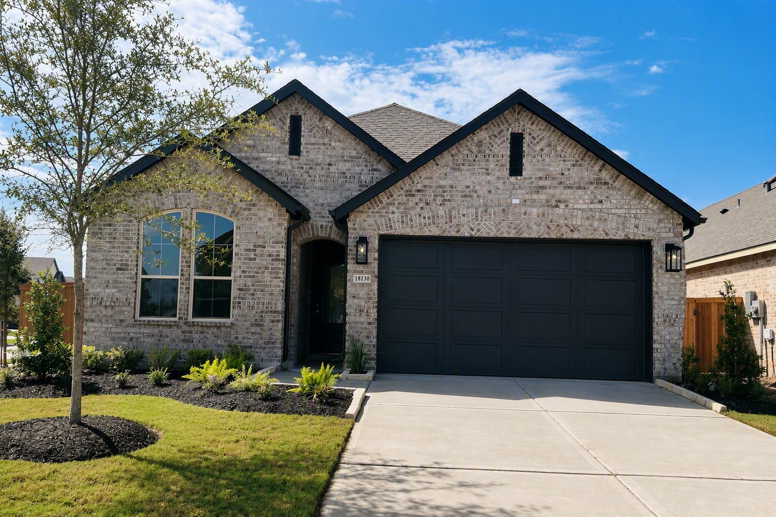 18130 Sunlit Oasis Drive Property Photo 1