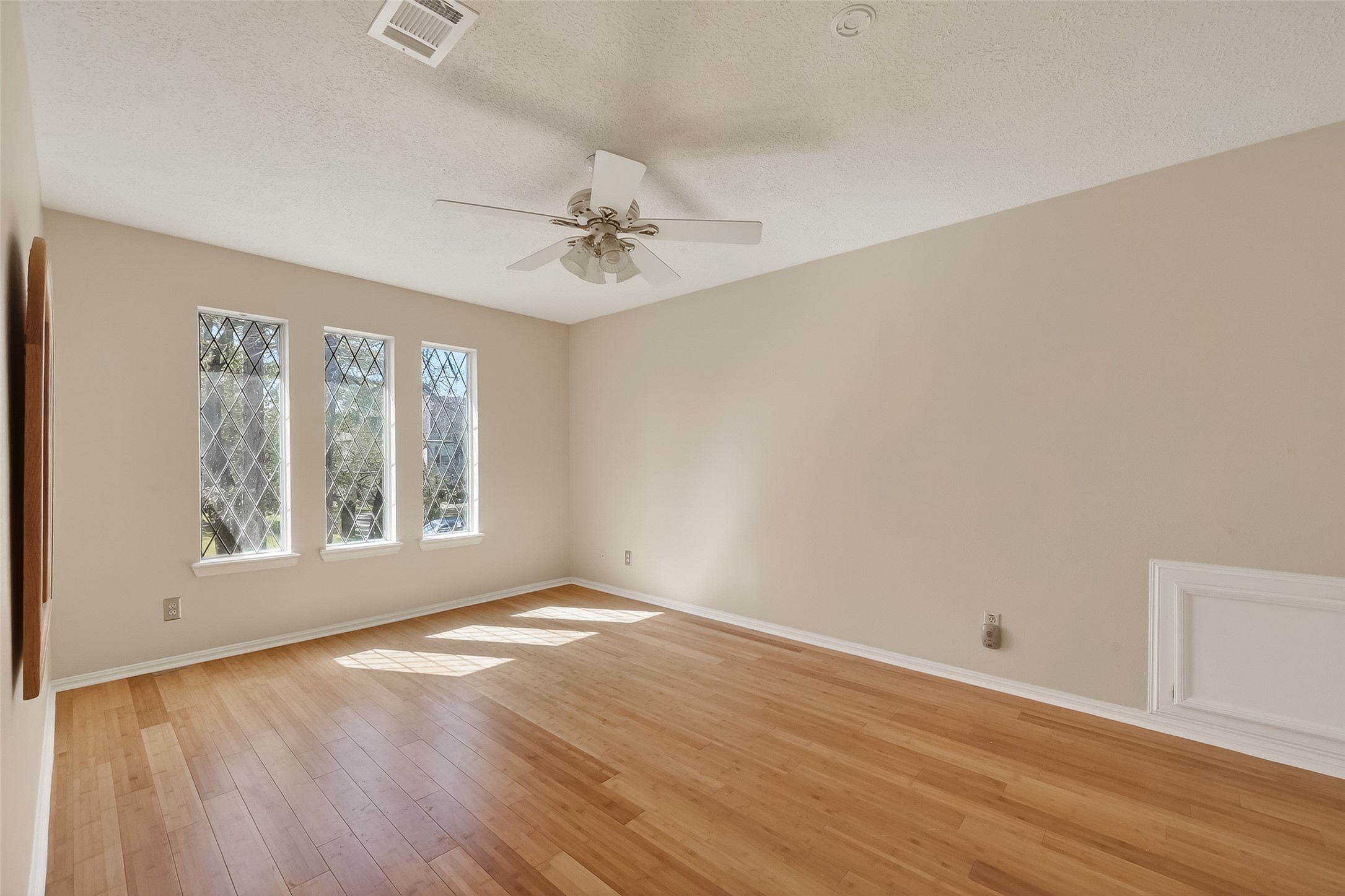 11302 Hylander Drive Property Photo 35