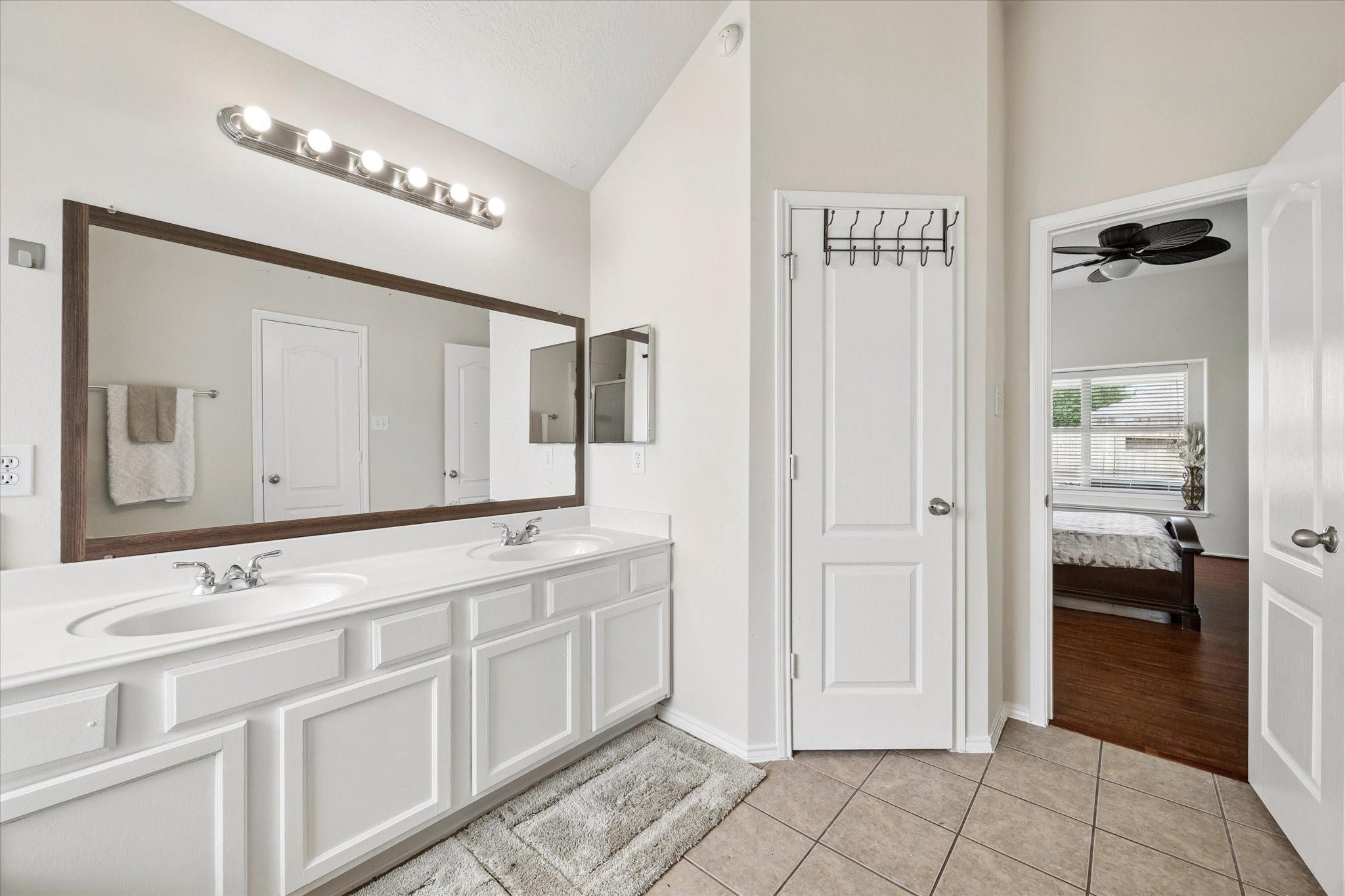 1834 Creegan Park Court, Houston Tx 77047 Property Photo 21