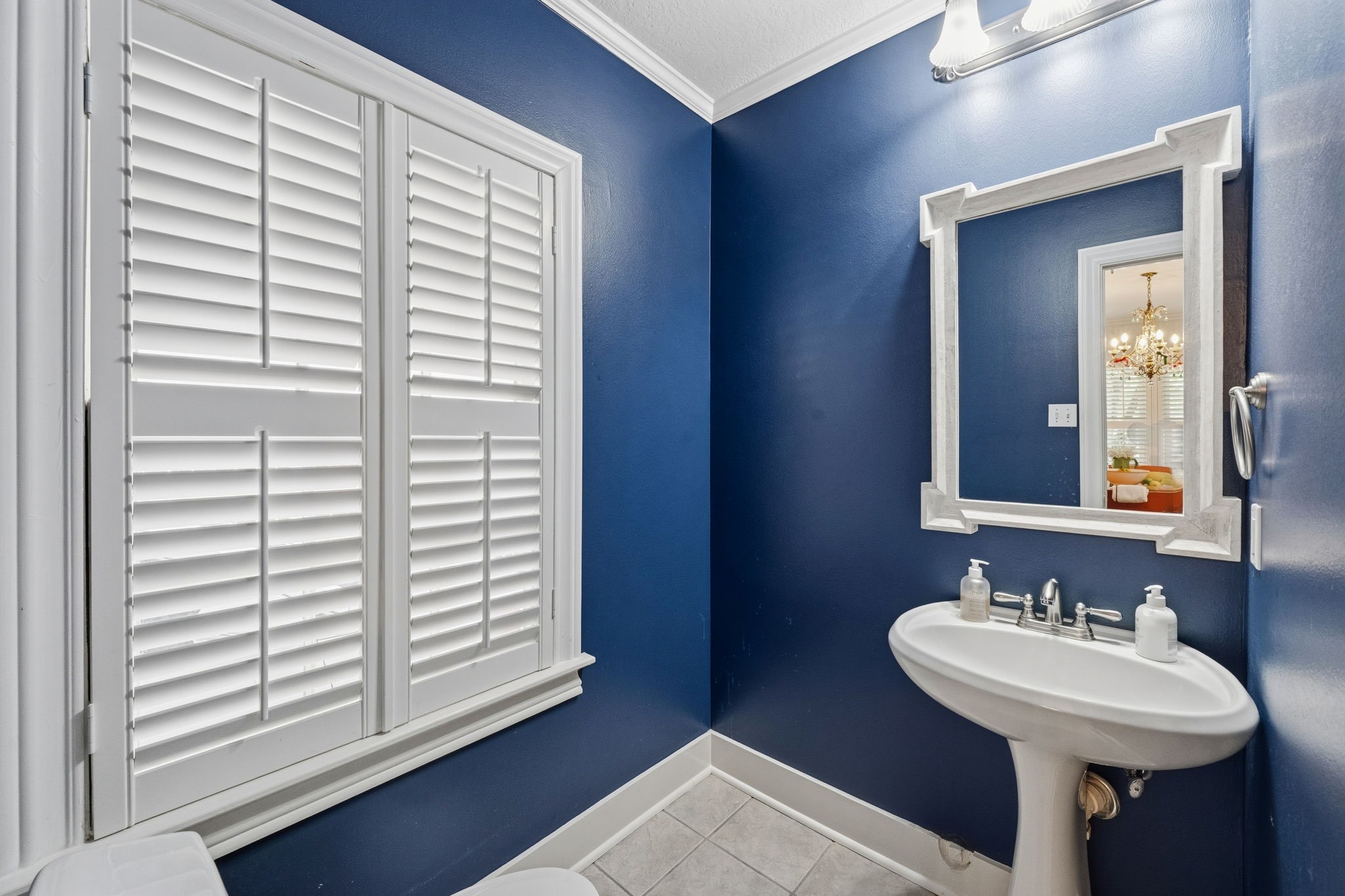 6111 Wakeforest Avenue Property Photo 11