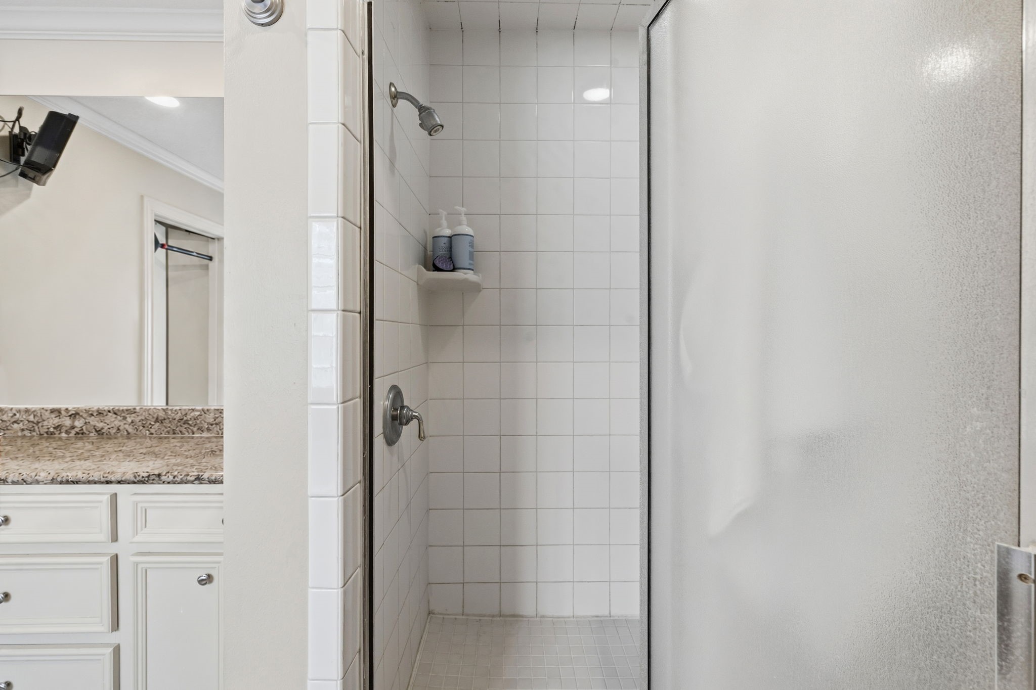6111 Wakeforest Avenue Property Photo 15