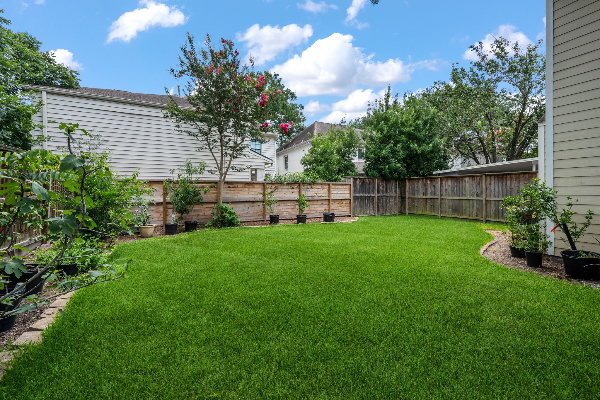 6111 Wakeforest Avenue Property Photo 23