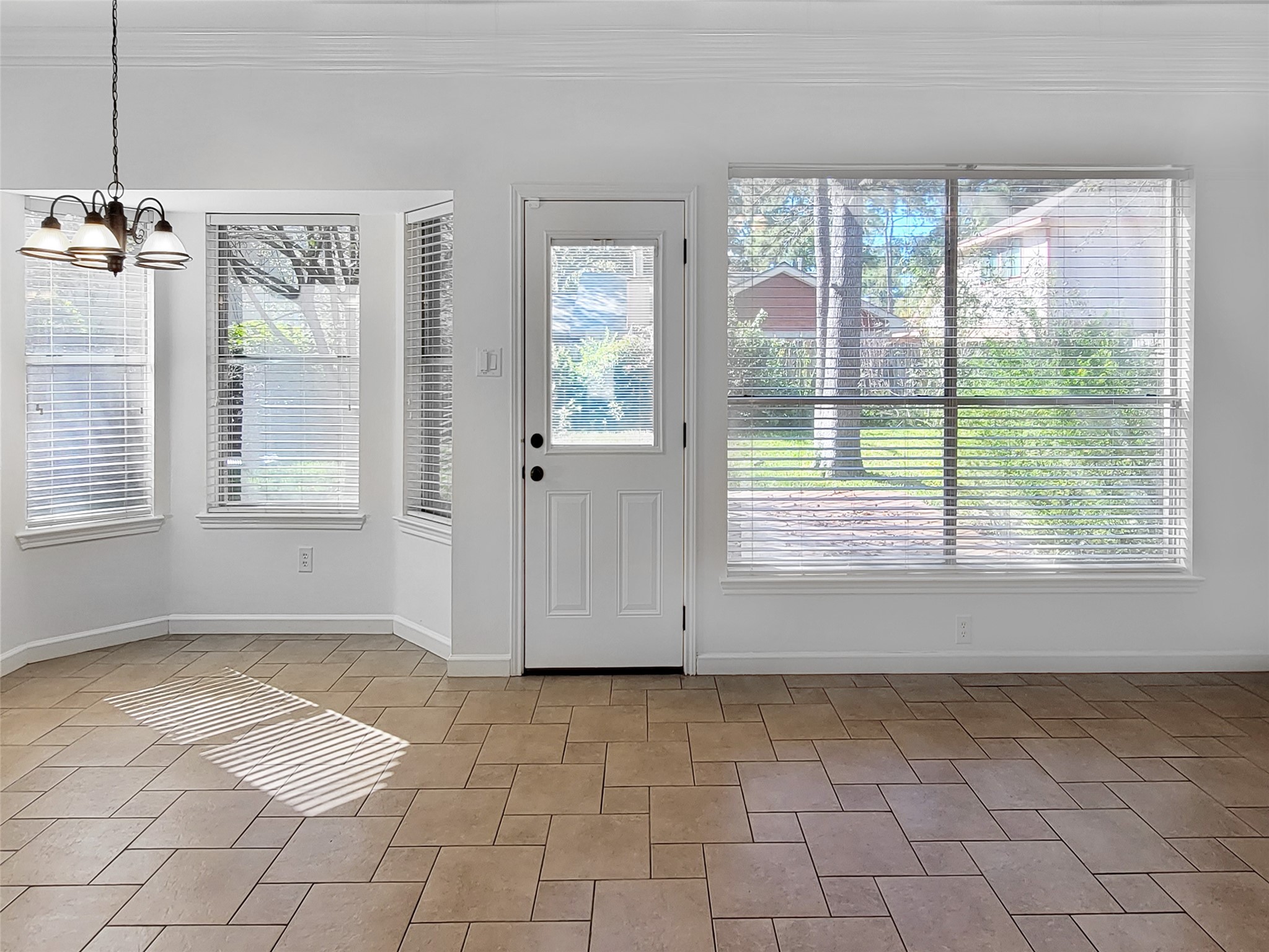 17807 Telegraph Creek Drive Property Photo 10