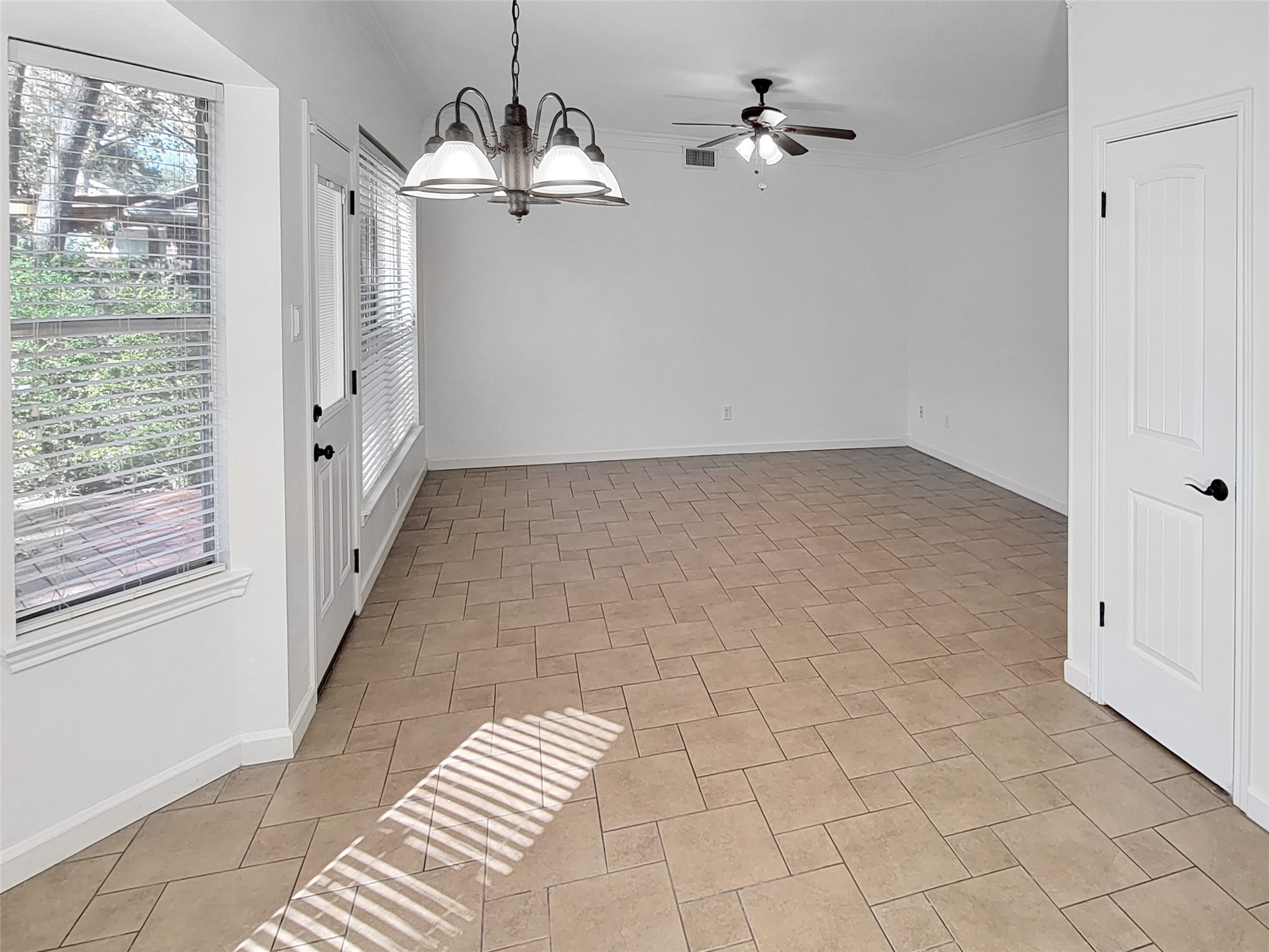17807 Telegraph Creek Drive Property Photo 11