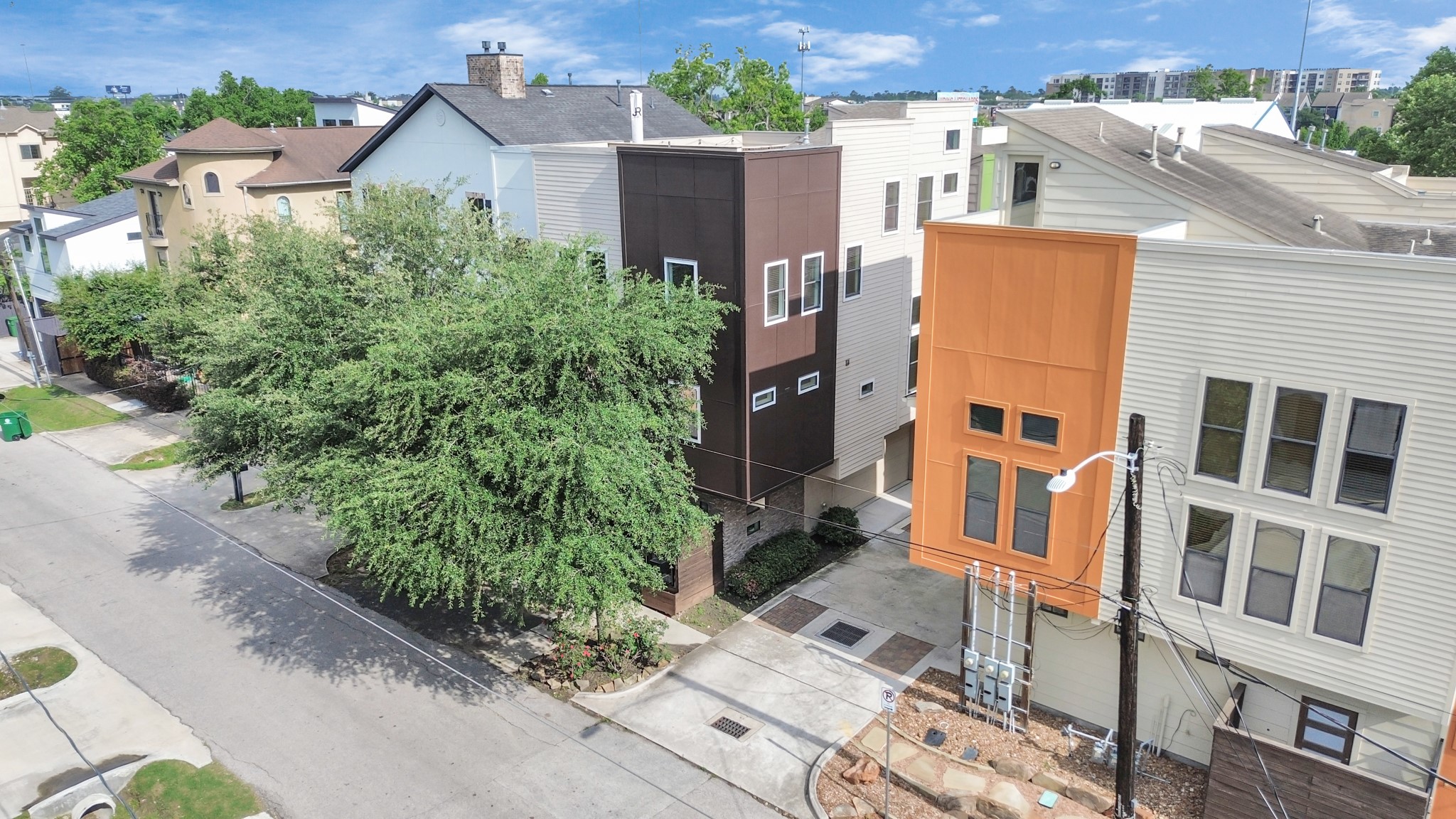 4510 Inker Street B Property Photo 1