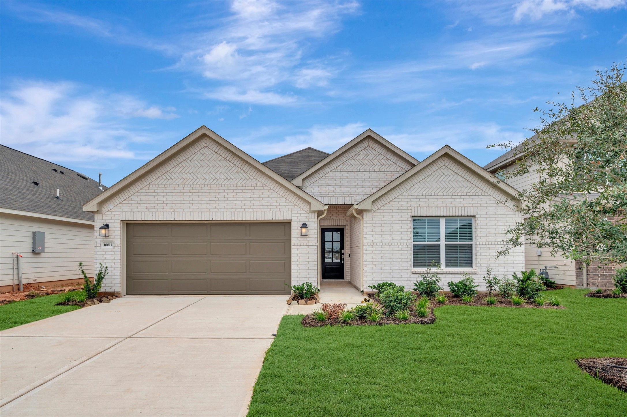 16811 Zavala Way Property Photo 1