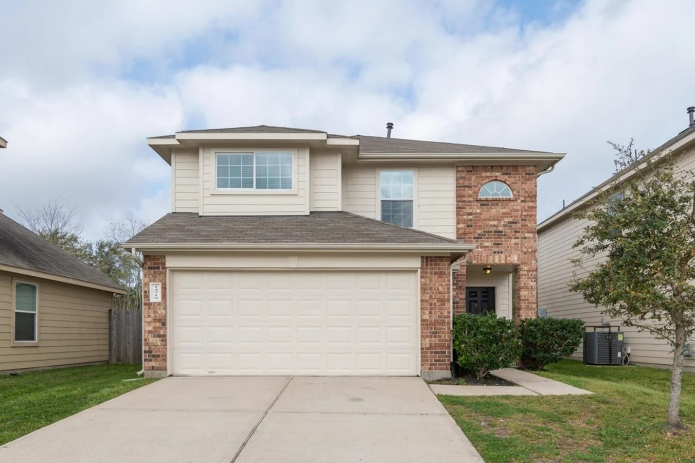 14710 Jennys Park Place Property Photo 1