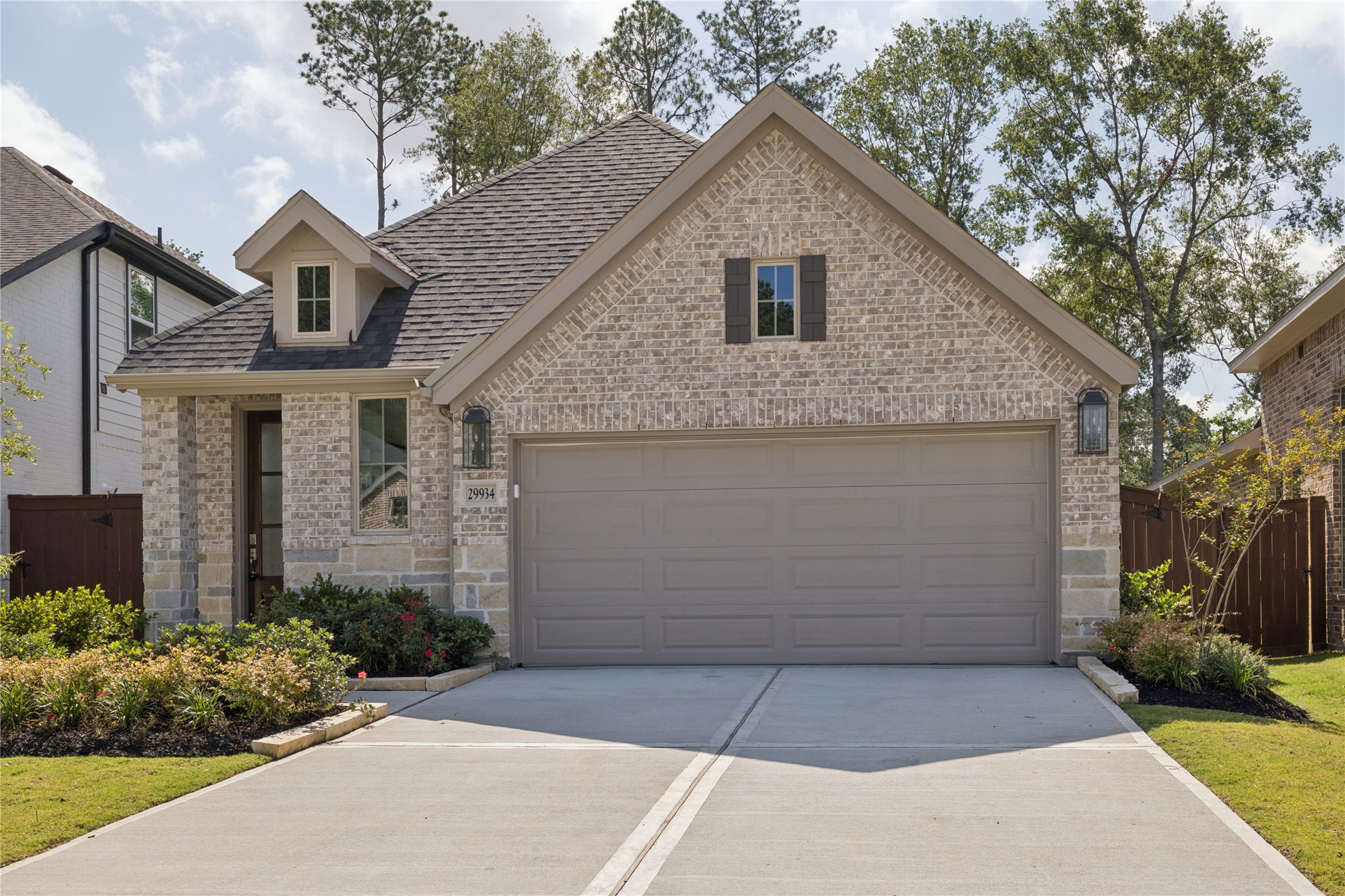 29934 Stony Forest Drive Property Photo 1