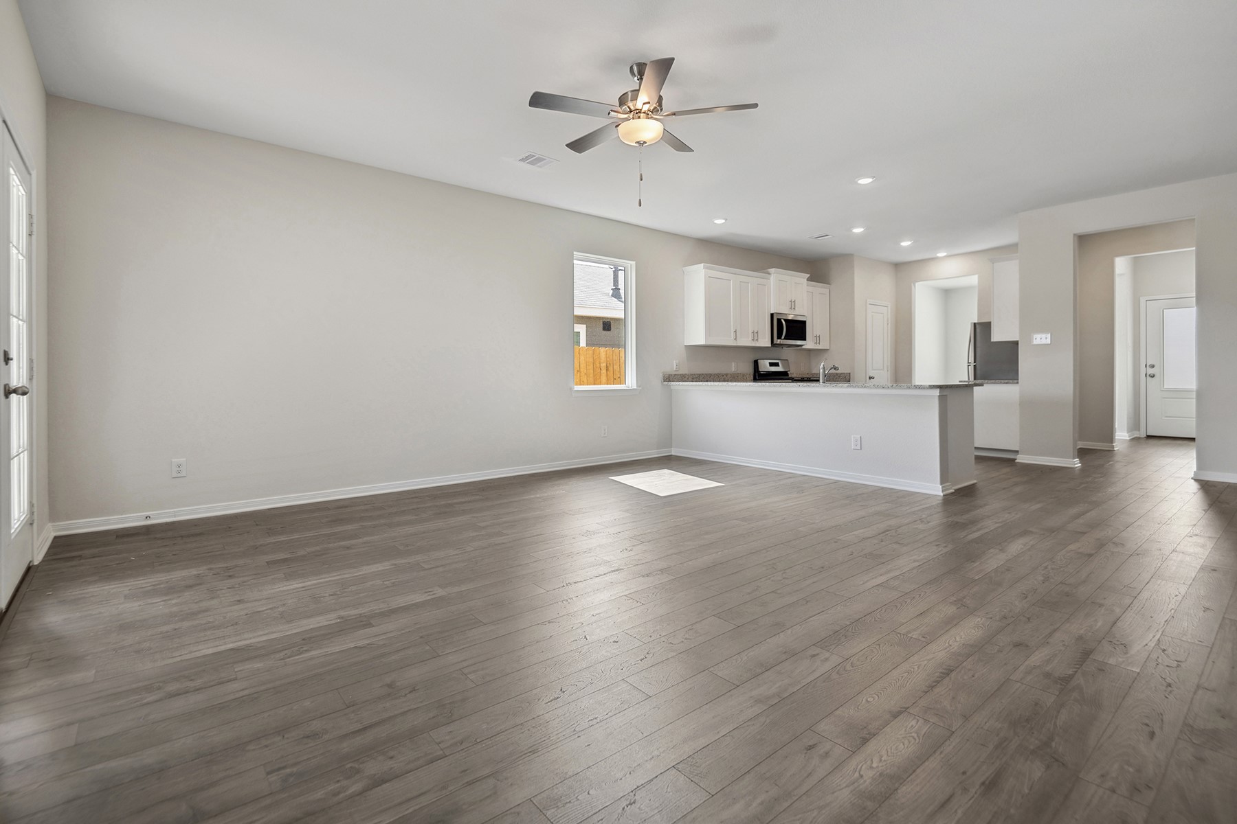 15403 Maple Terrace Drive Property Photo 3