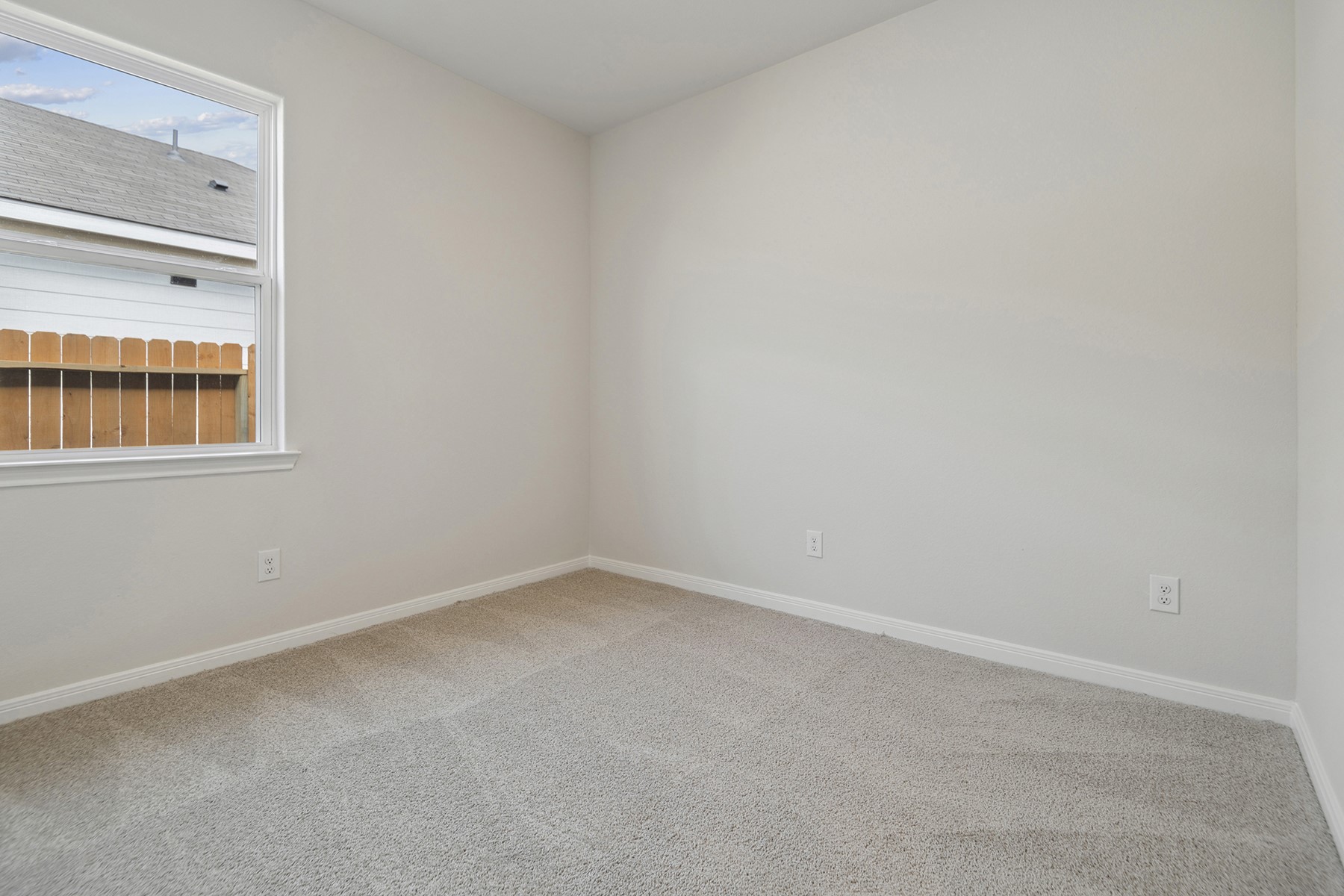 15403 Maple Terrace Drive Property Photo 14