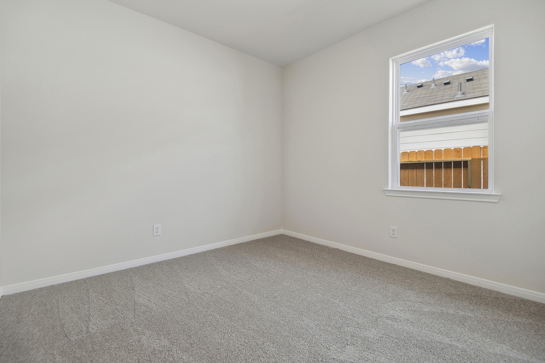 15403 Maple Terrace Drive Property Photo 15
