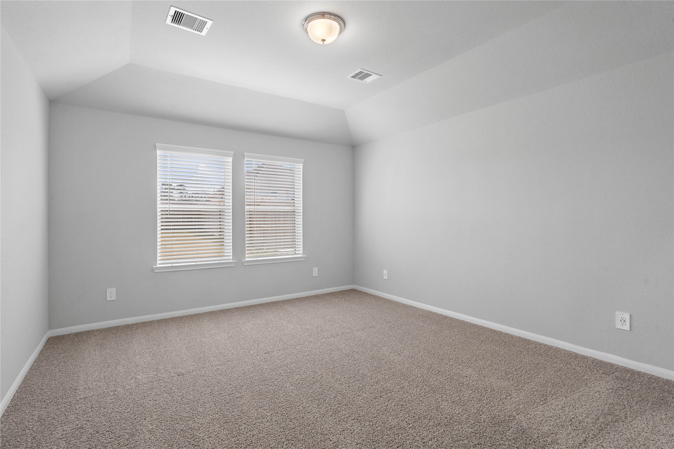 19645 Montgomery Ridge Way Property Photo 27