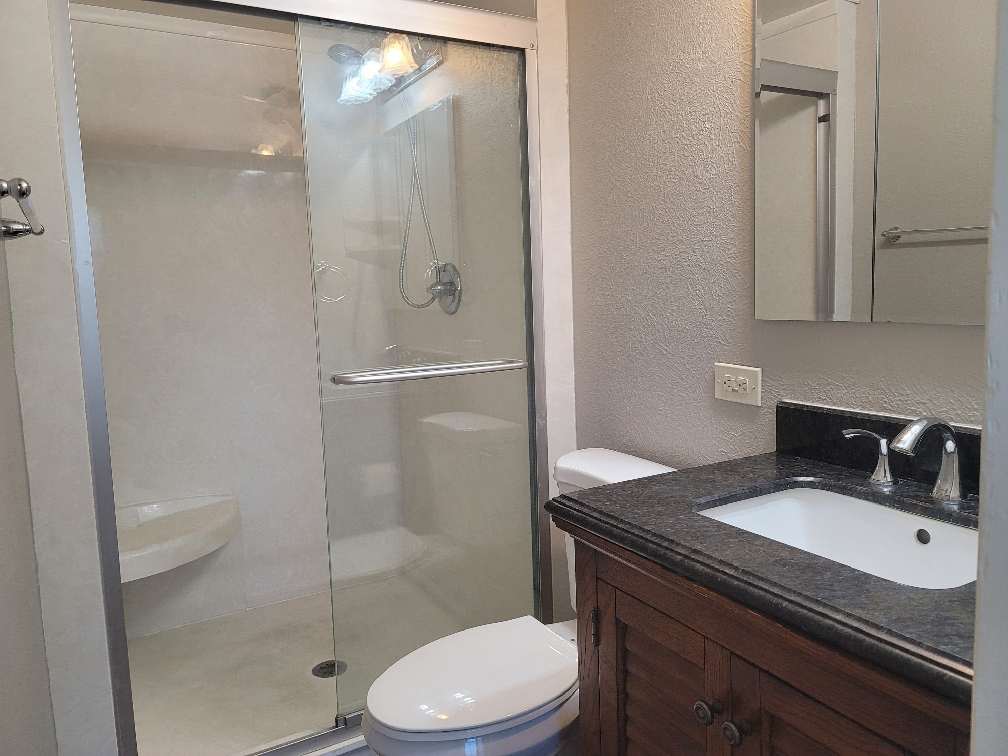 2301 45th Street Property Photo 8
