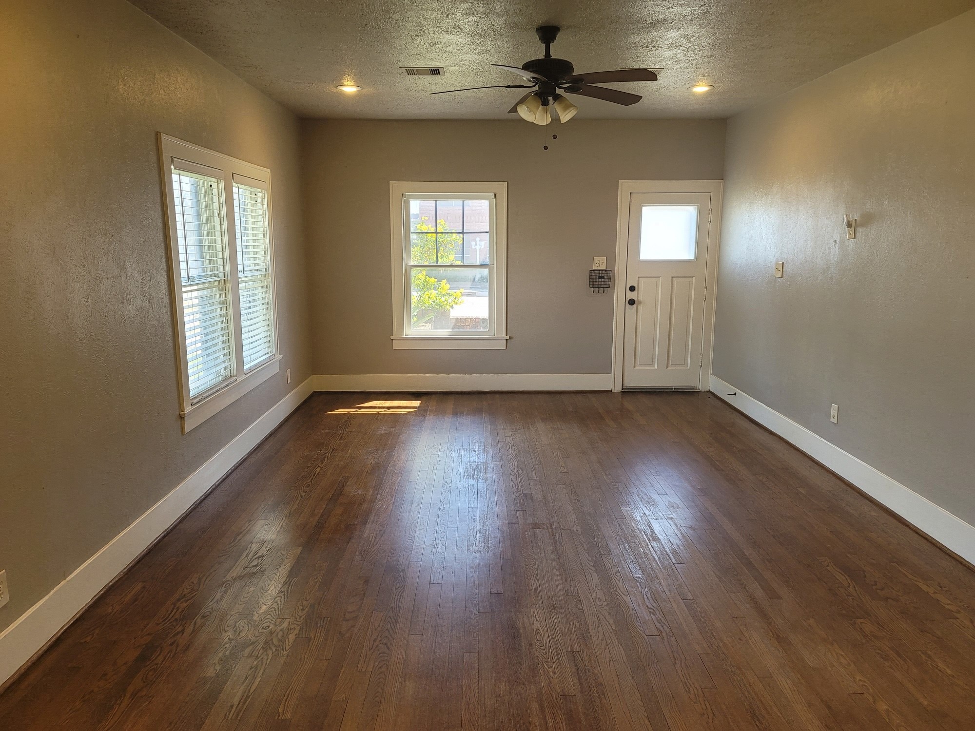 2301 45th Street Property Photo 14